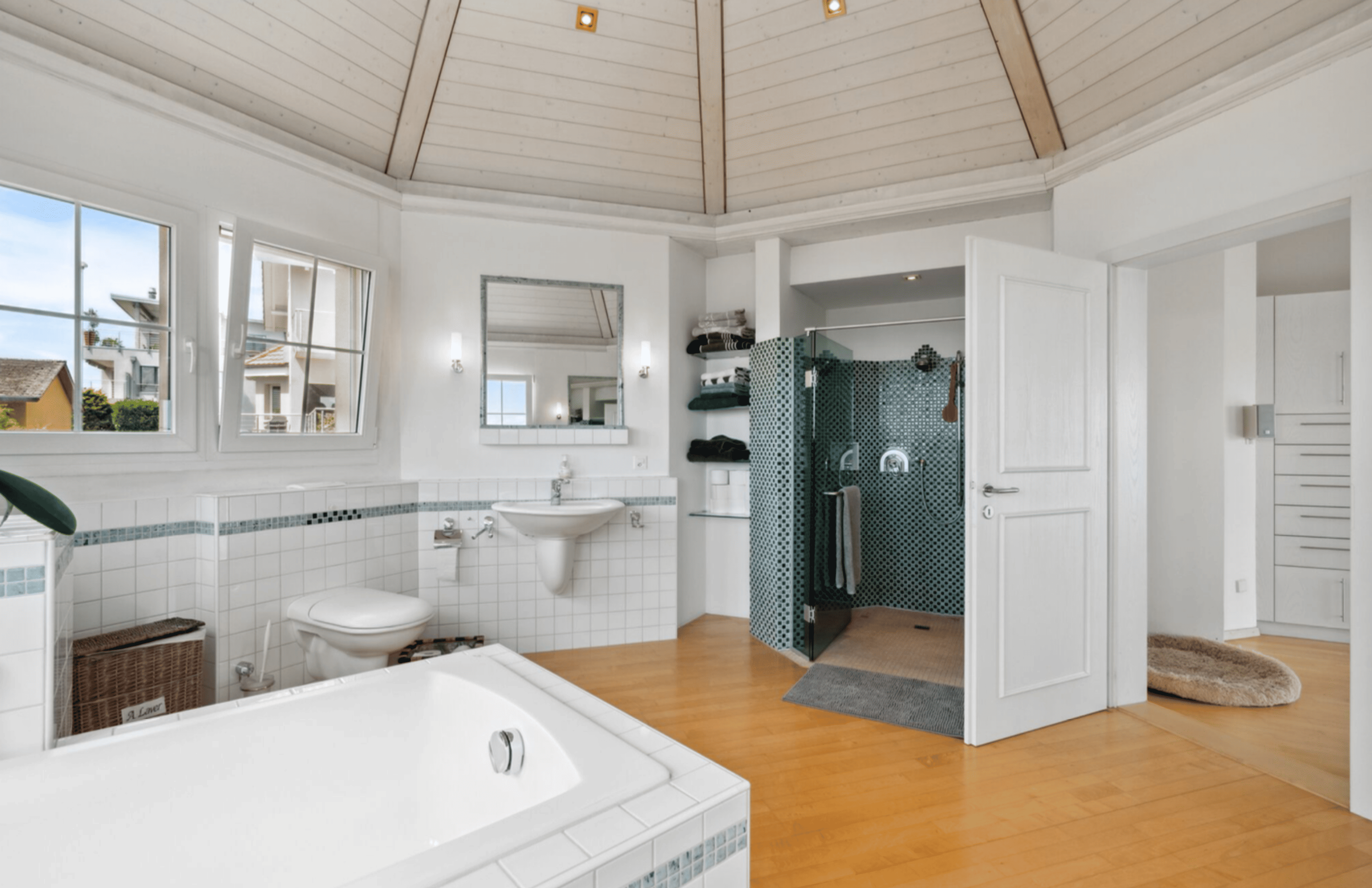7.5-Zi.-Terrassenhaus mit Pool und Seesicht in Bellerive kaufen - 17