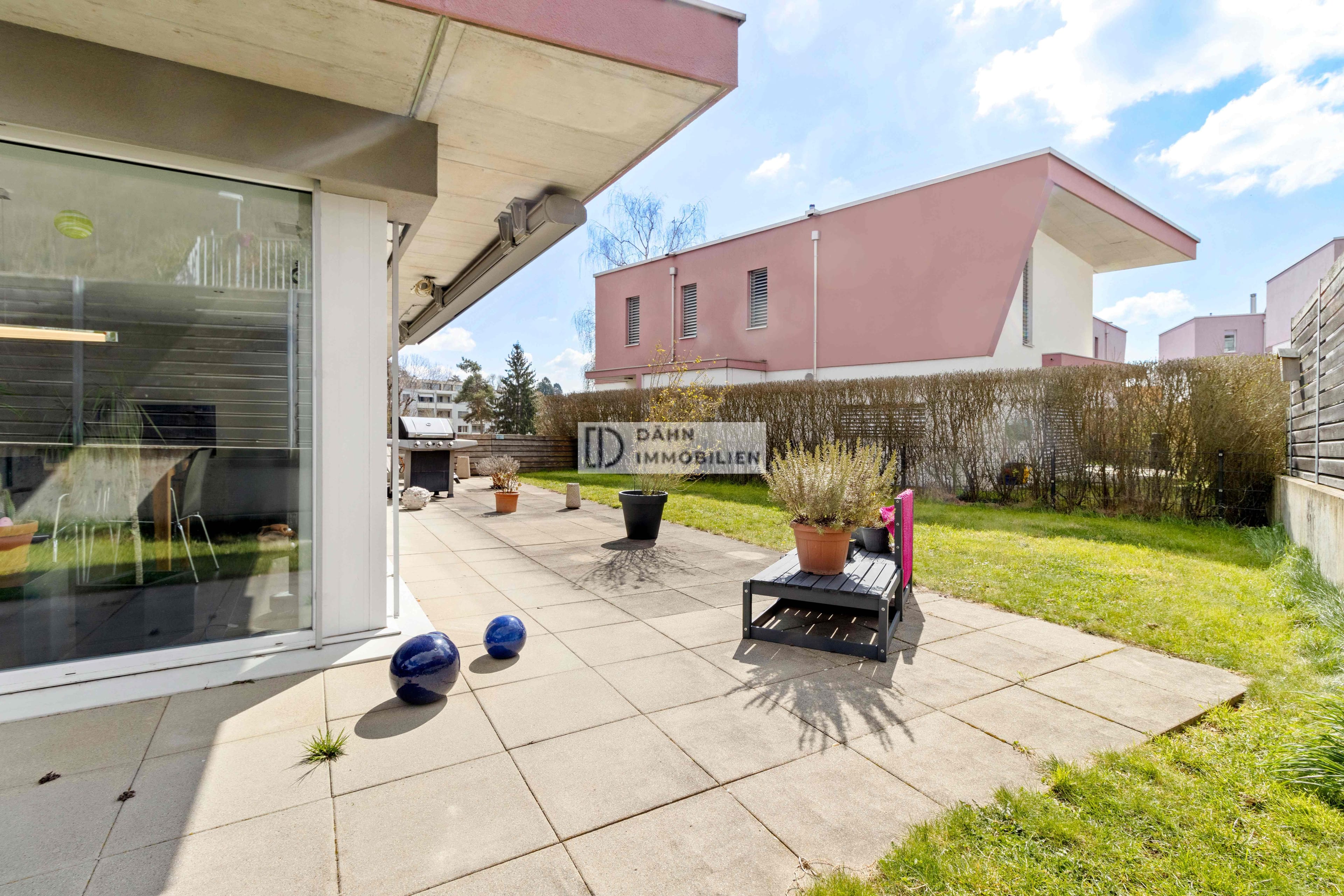 5.5-Zi.-EFH in Beringen: modernes Minergie-Haus mit Garten - 11
