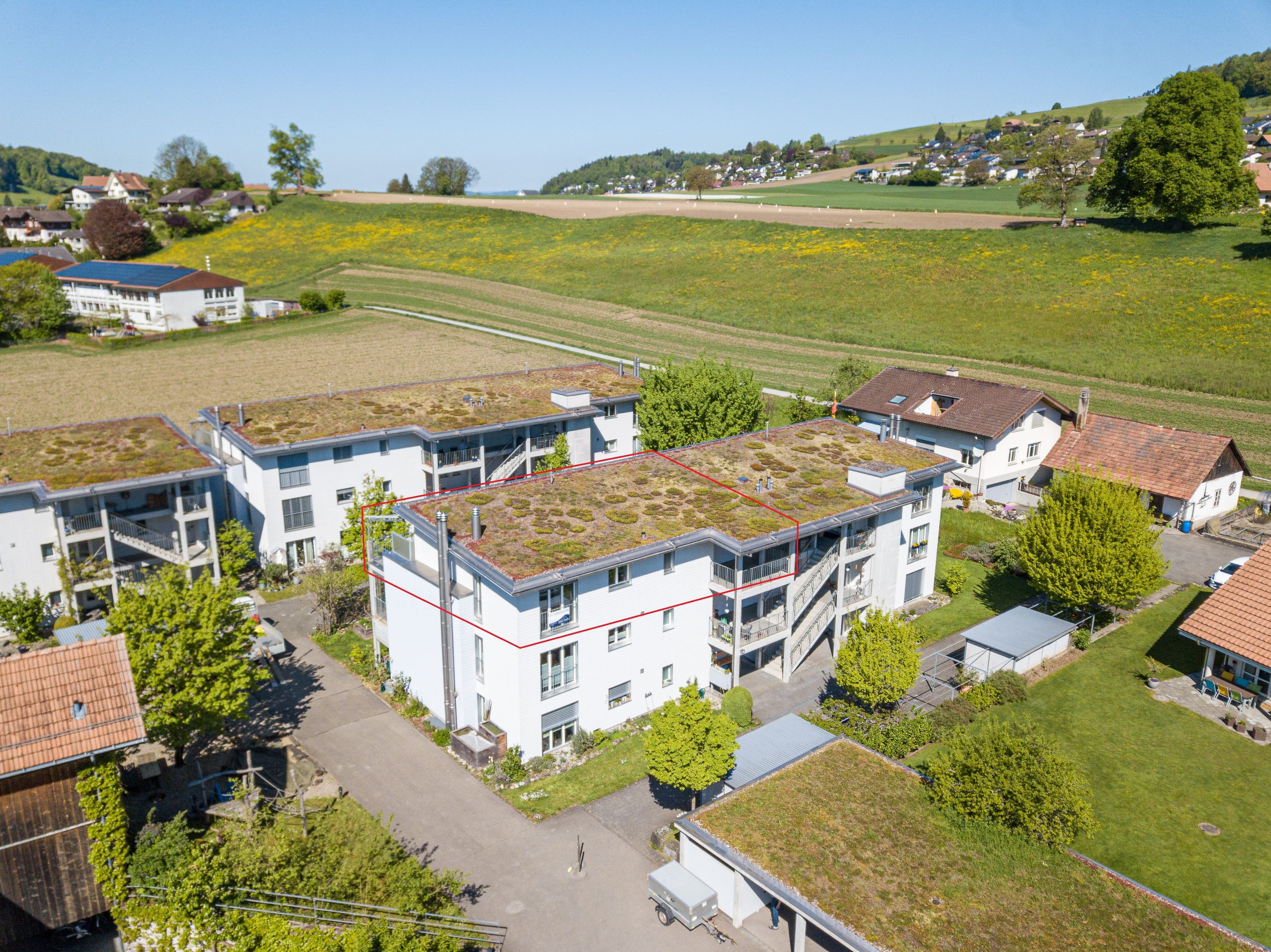 Helle 4.5-Zimmer-Attikawohnung mit Terrasse in Boll/Vechigen mieten