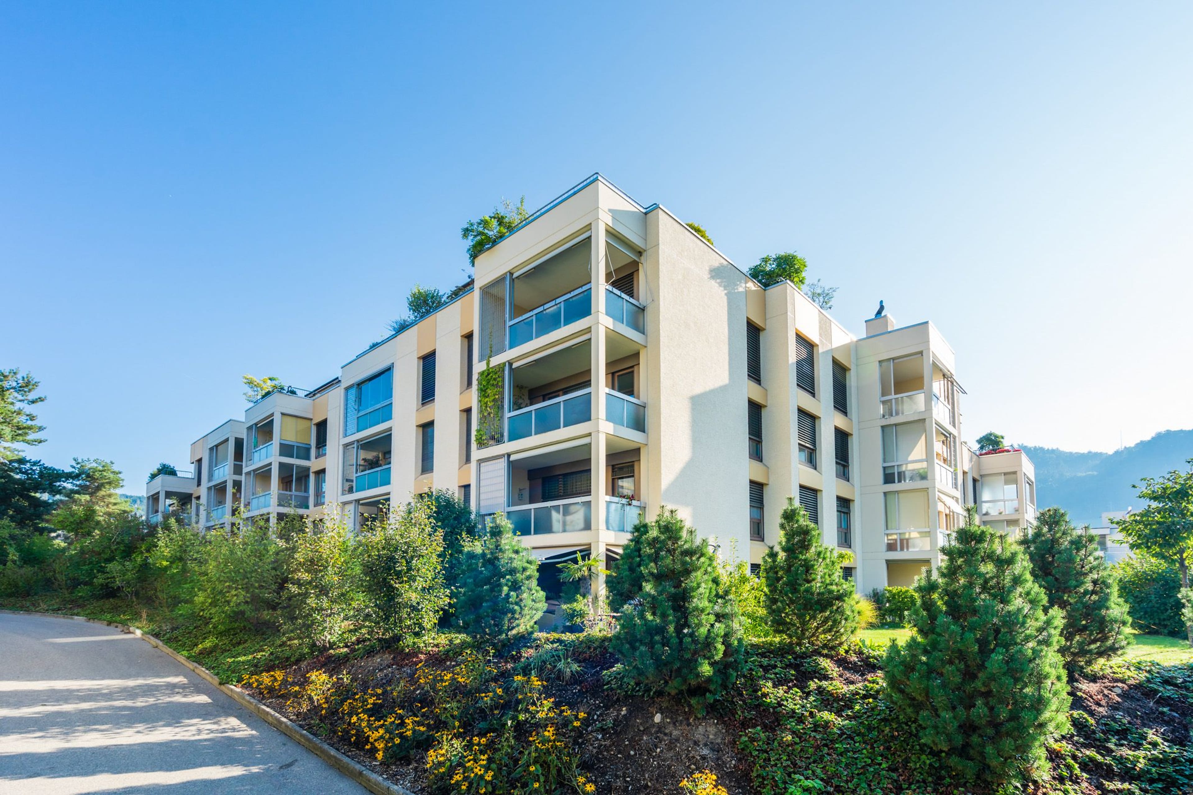 3.5-Zimmer-Wohnung mit Balkon und Einstellplatz in Bolligen - Bild 1