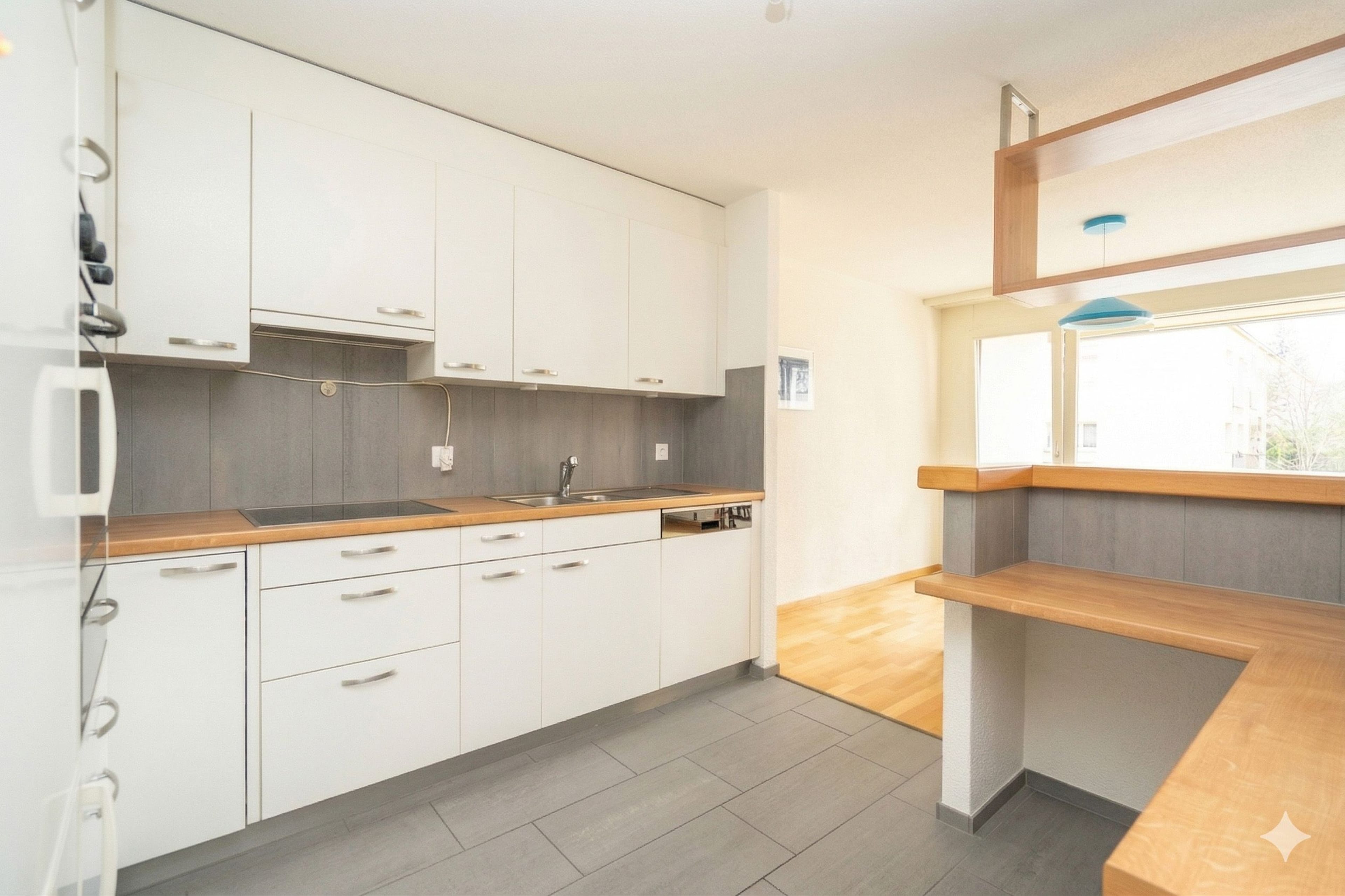 3.5-Zimmer-Wohnung mit Balkon und Einstellplatz in Bolligen - Bild 5