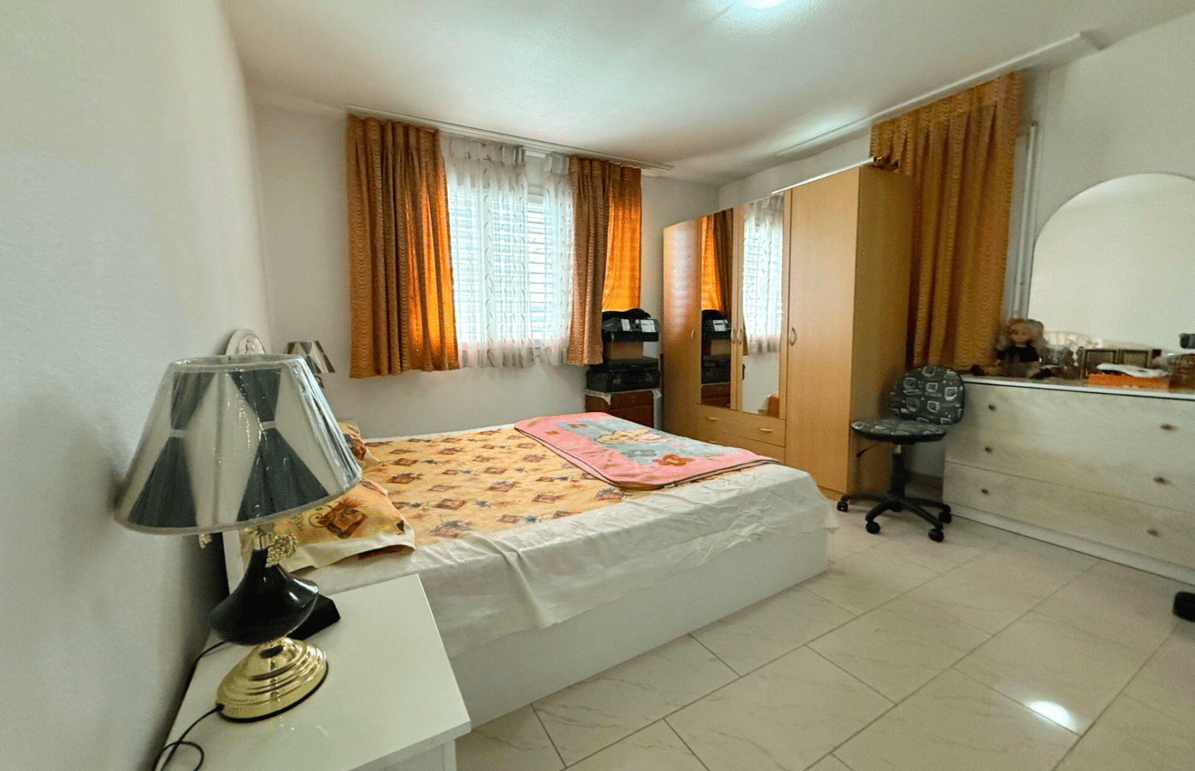 Freistehendes 7.5-Zimmer-Haus mit viel Licht in Biberist - Bild 3
