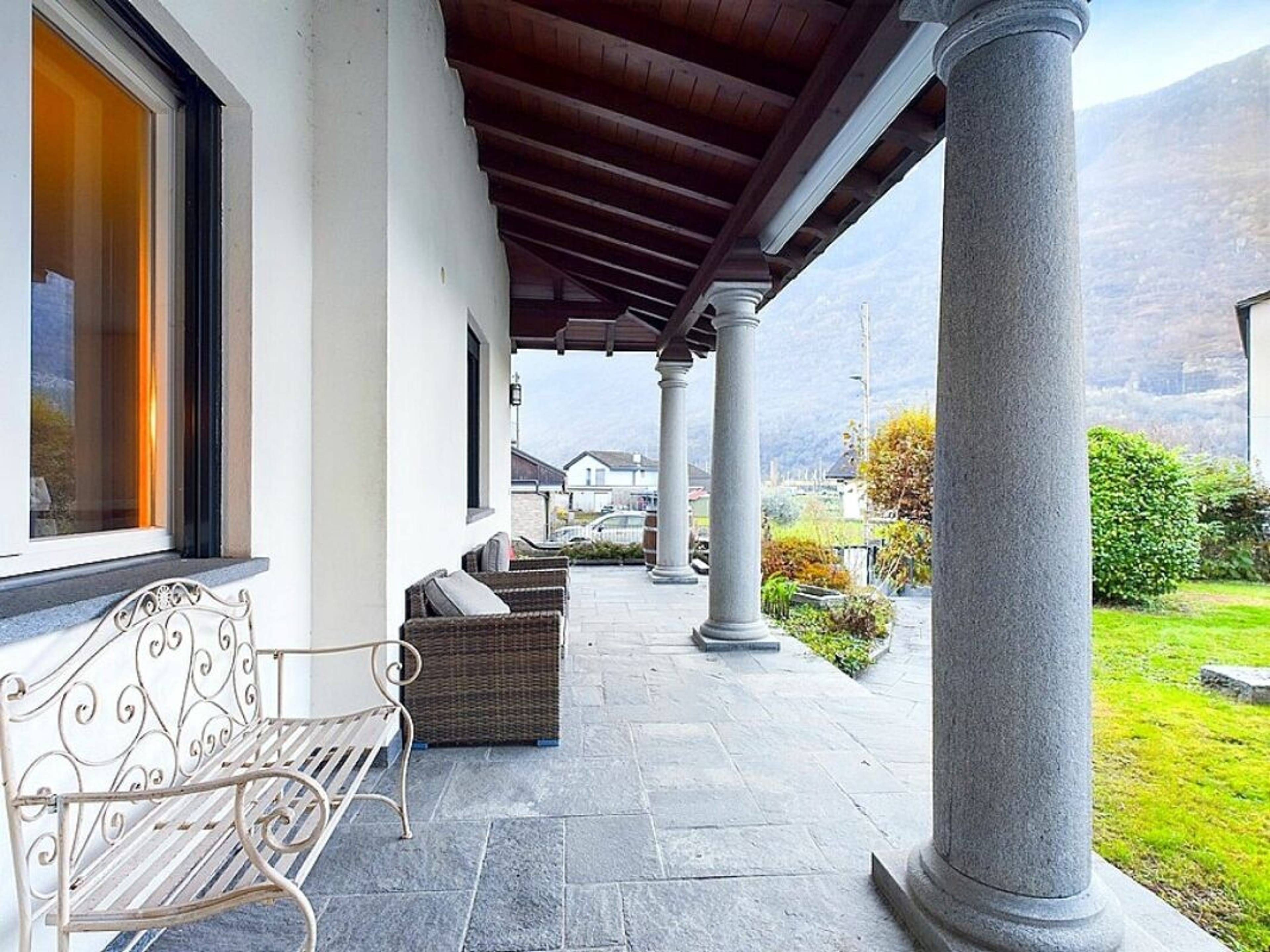 5.5-Zimmer-Villa mit Bergblick und Garten in Biasca - kaufen - 14