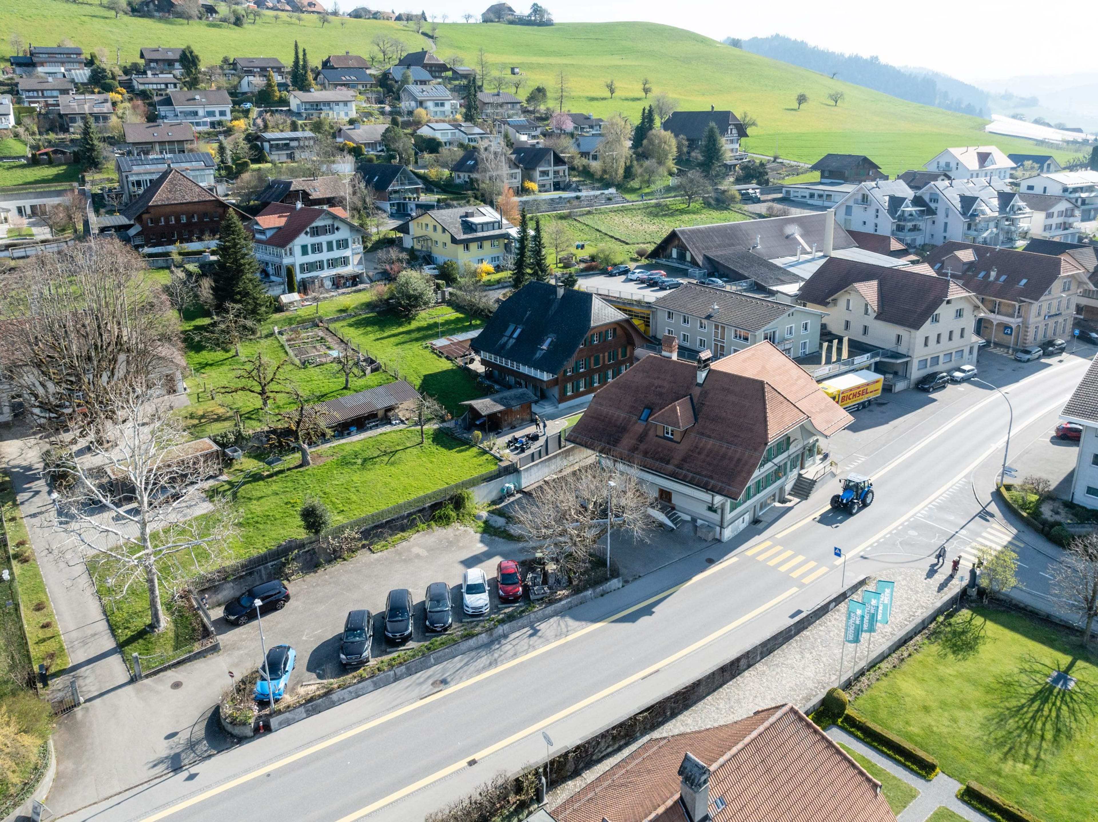 Gasthof Sonne: Wohn-Gewerbehaus in Grosshöchstetten kaufen - Bild 3