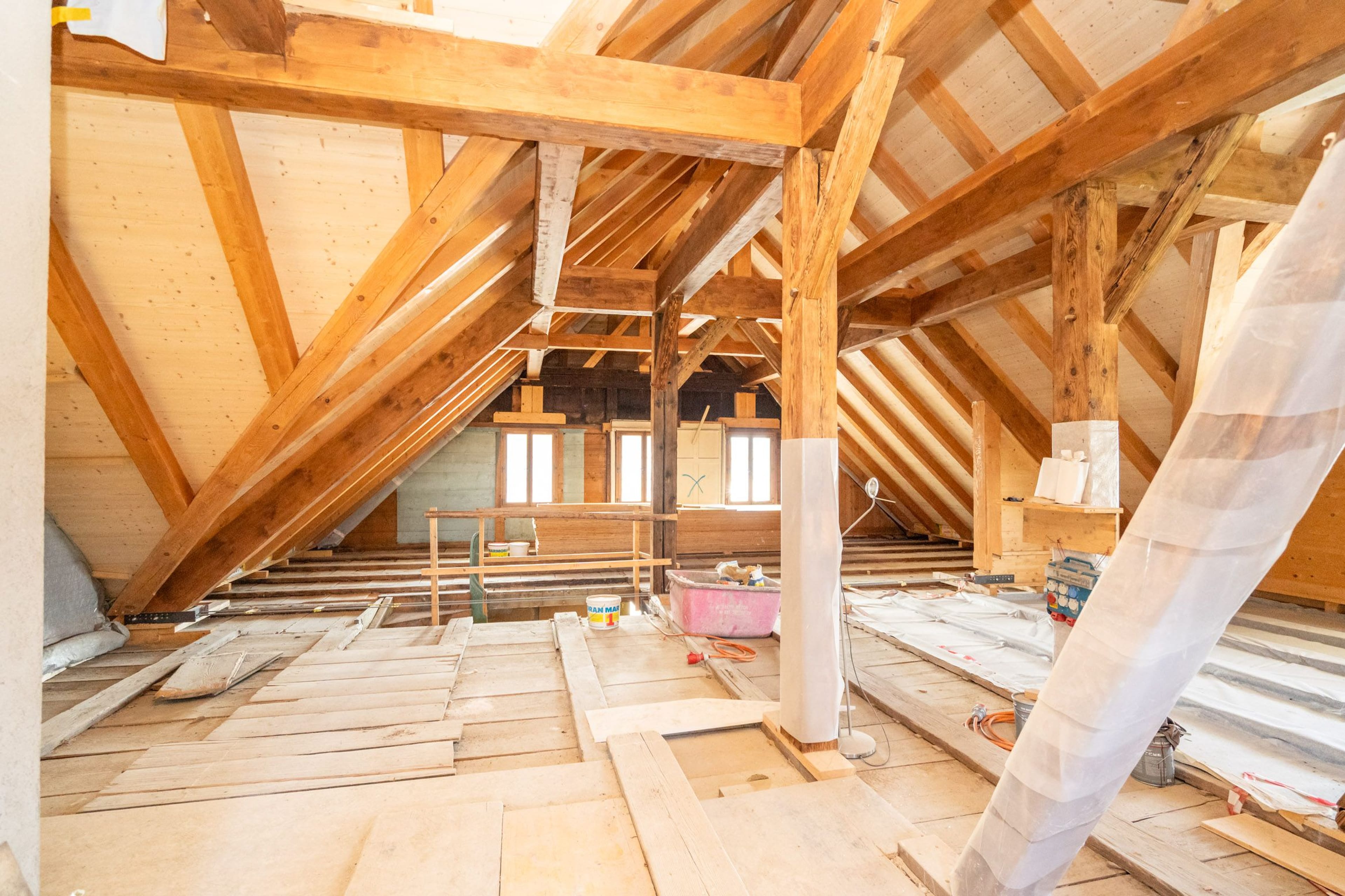 Gasthof Sonne: Wohn-Gewerbehaus in Grosshöchstetten kaufen - Bild 8