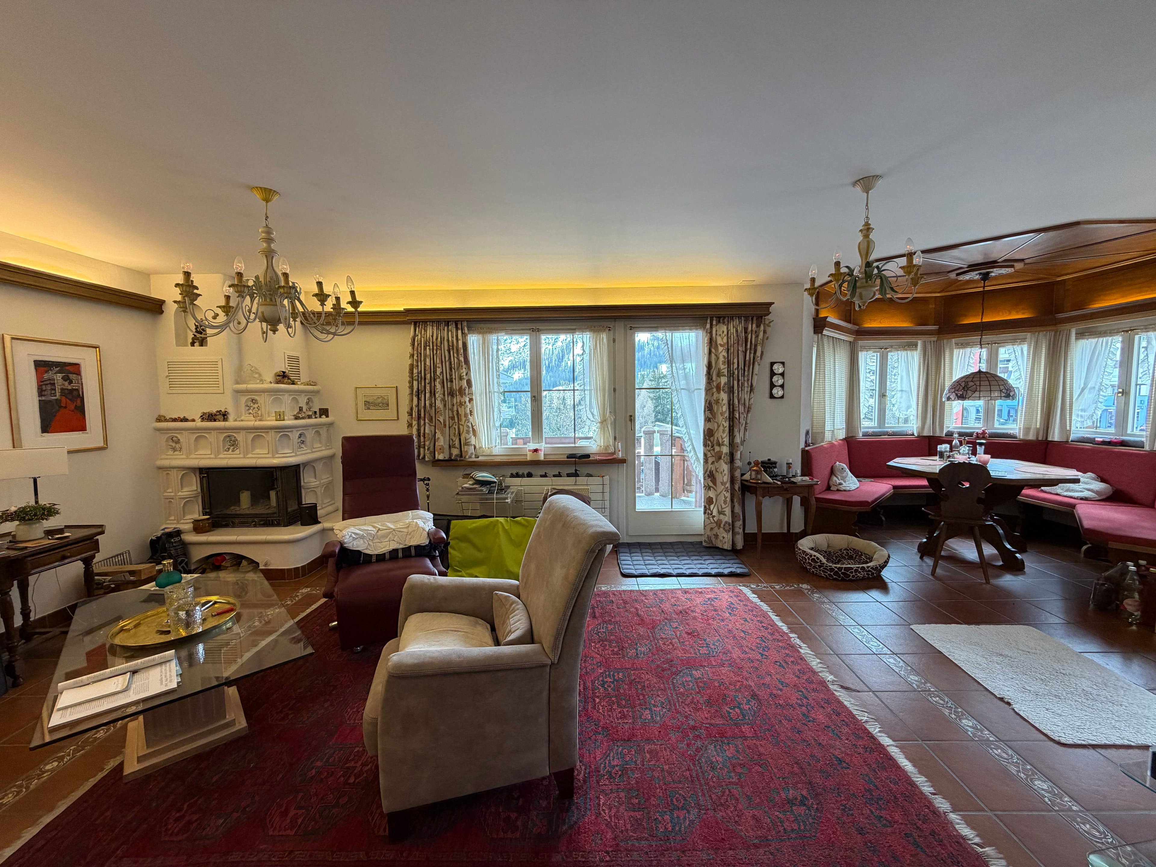 3.5-Zi.-Wohnung mit grossem Balkon nahe Weisshorn, Arosa - Bild 2