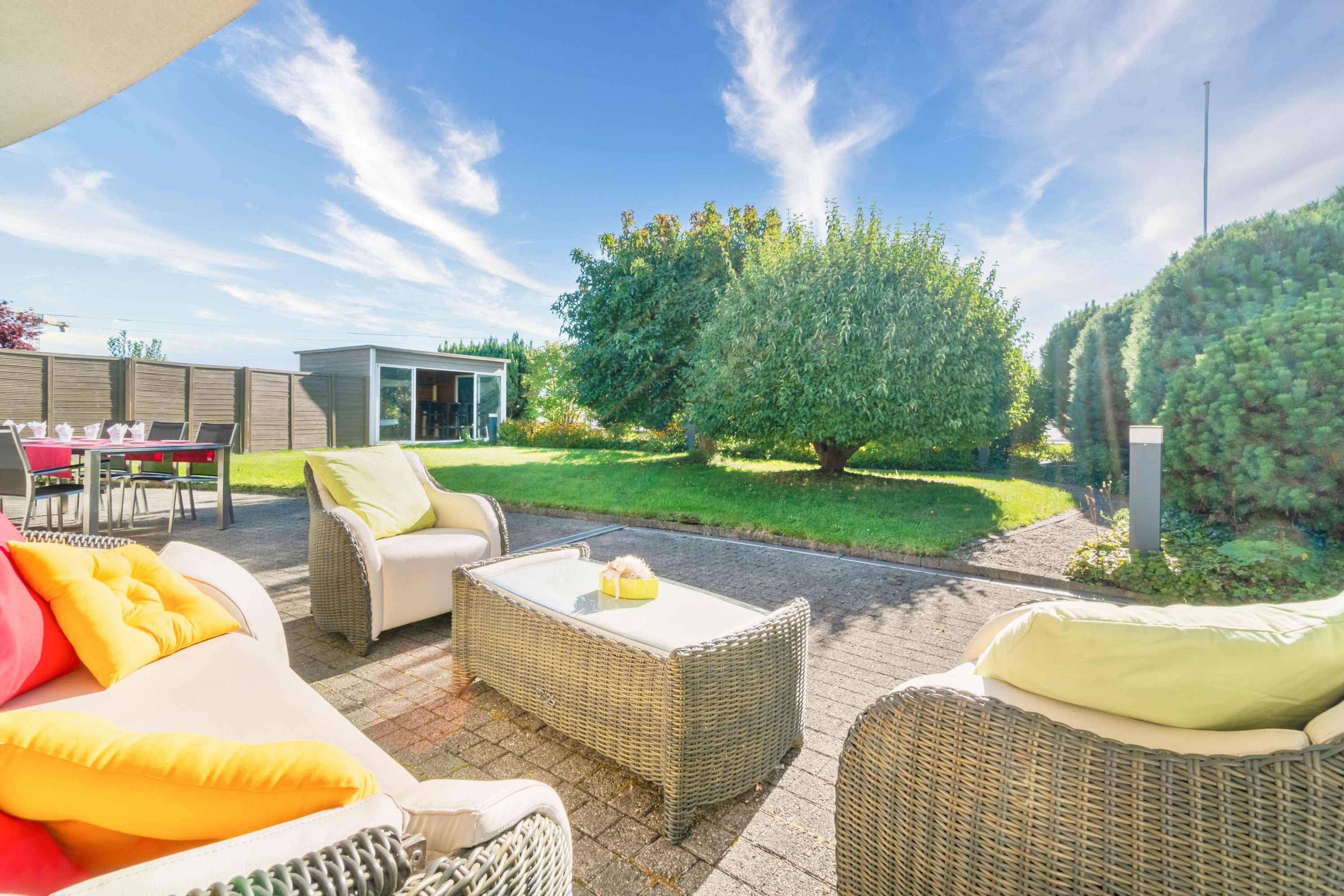 5.5 Zimmer Attikawohnung mit Empfangsraum und 550 m² Gartenterrasse, ein Traum.... - Bild 1
