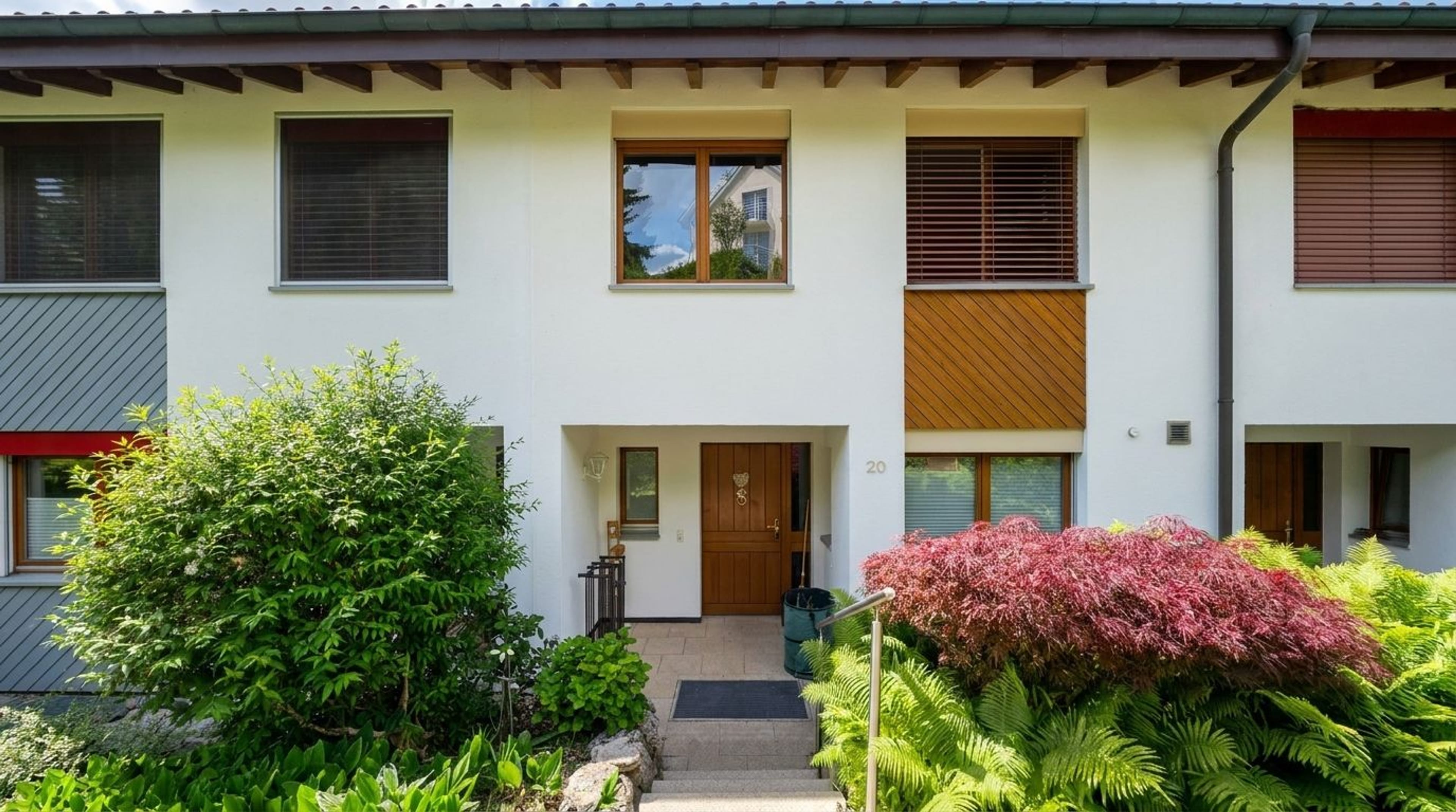 5½-Zi. Einfamilienhaus mit Weitsicht und Garten - Bild 1