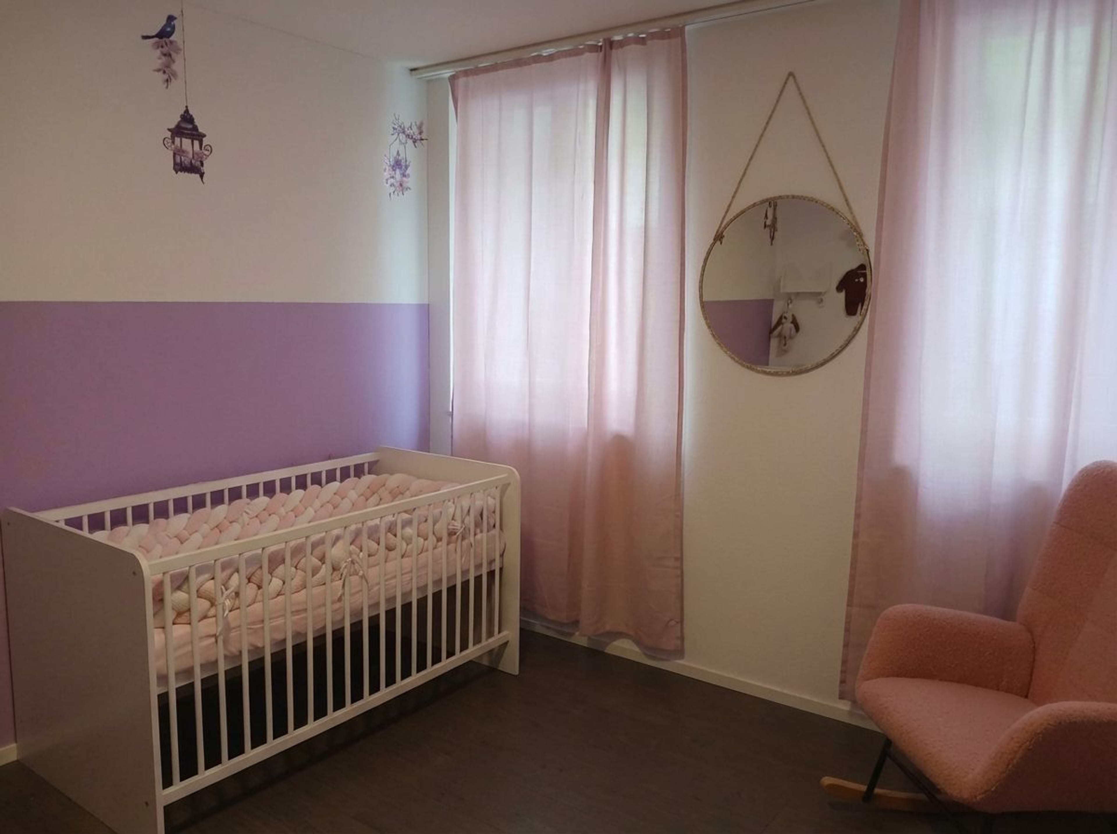 Helle 4.5-Zimmer-Wohnung mit Alpenblick in Mollis - Bild 4