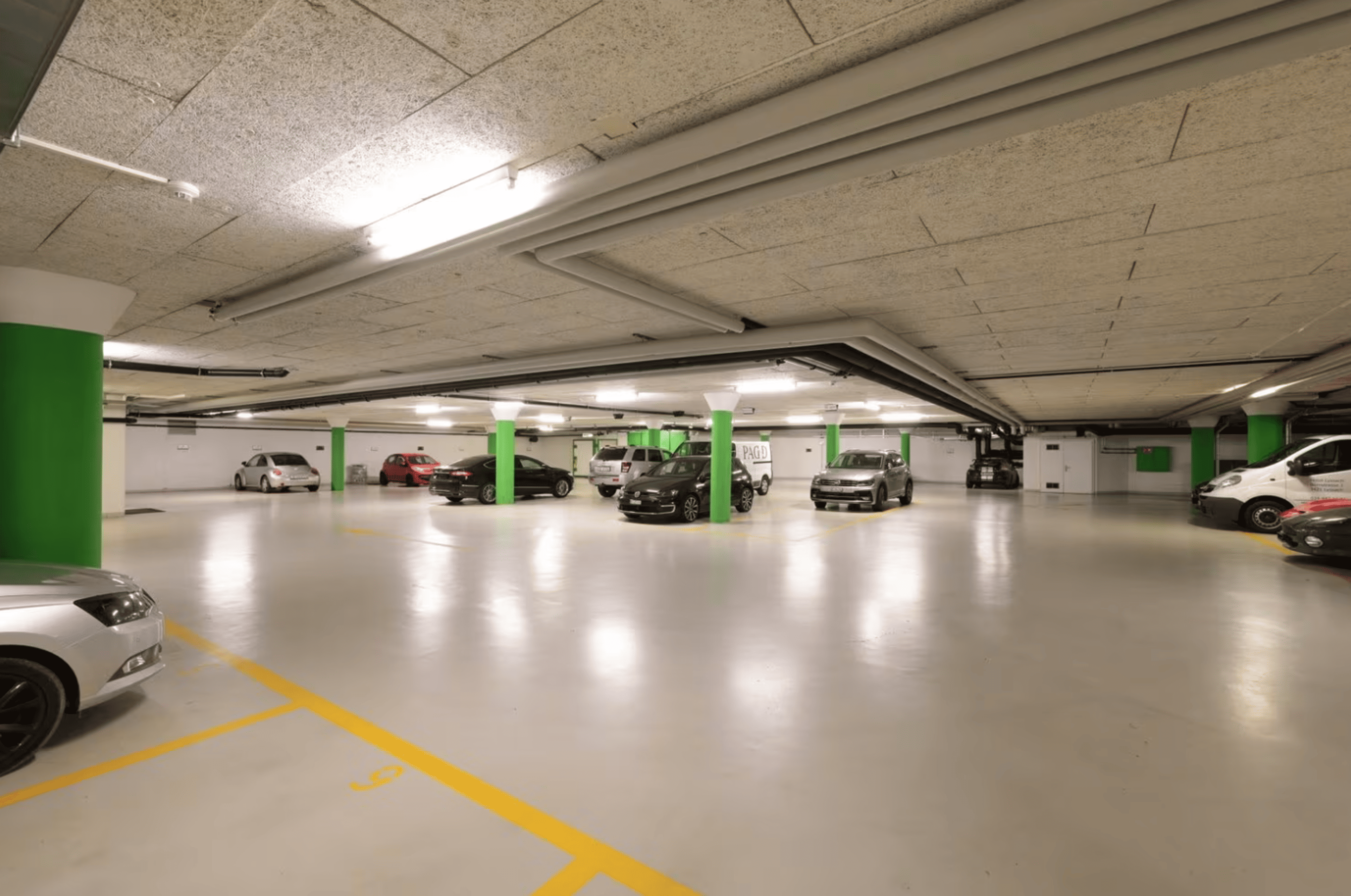 Attraktive Gewerbe- oder Verkaufsfläche mit grosser Fensterfront - 1'089 m² an Top-Lage! - Bild 5