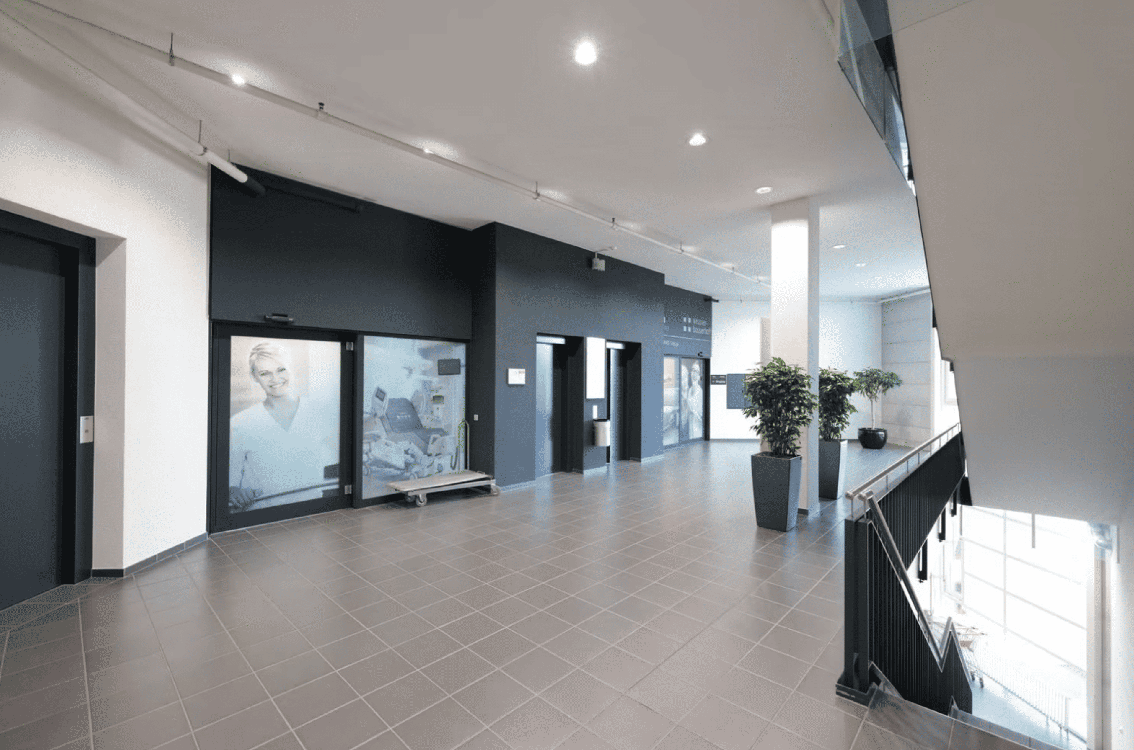 Attraktive Gewerbe- oder Verkaufsfläche mit grosser Fensterfront - 1'089 m² an Top-Lage! - Bild 4