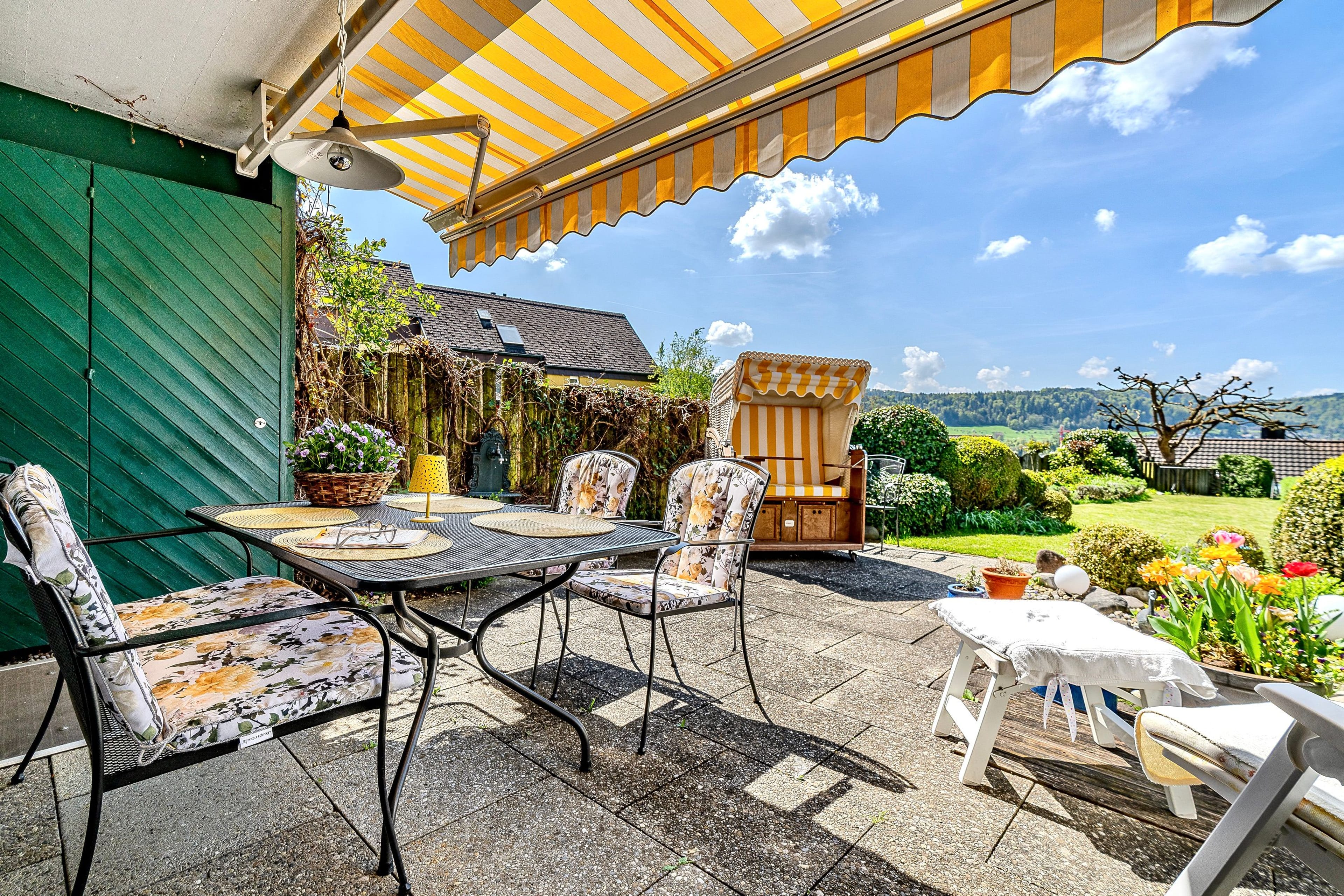 5.5-Zi.-Reihenmittelhaus mit sonnigem Garten in Neftenbach - 15