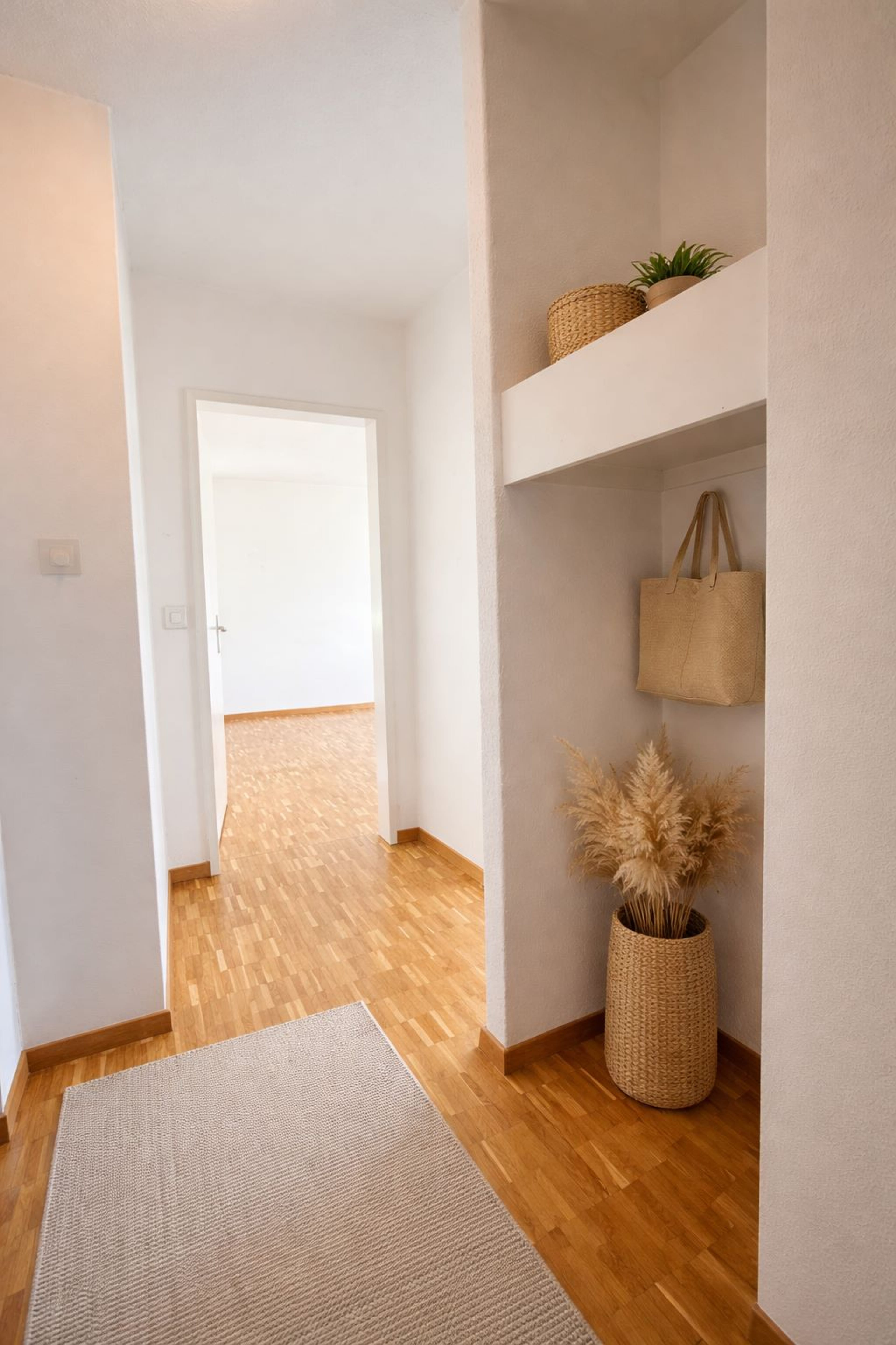 Helle 2.5-Zimmer-Wohnung mit Grünblick in Horgen kaufen - Bild 2