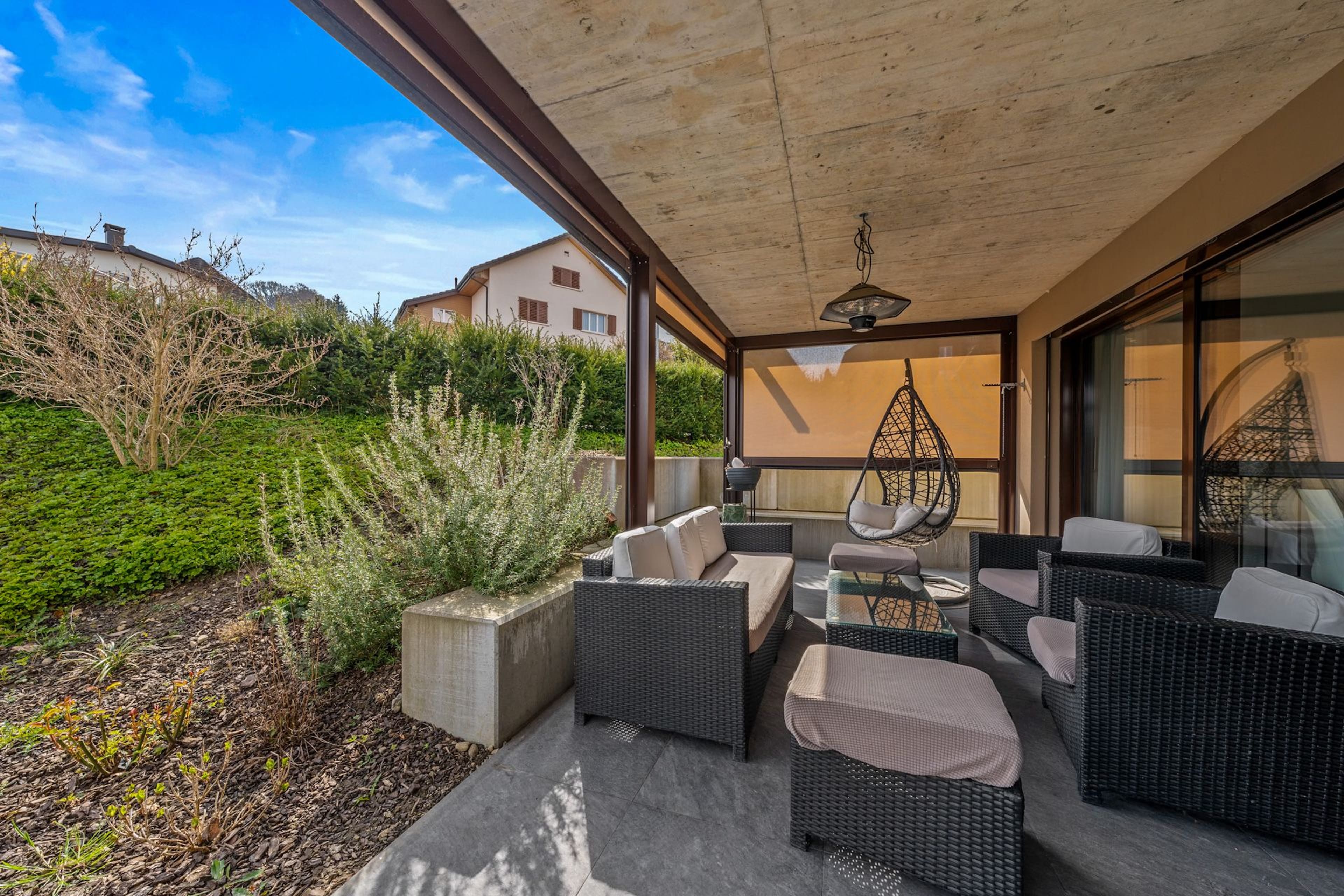4.5-Zimmer-Gartenwohnung mit 50 m² Terrasse in Gränichen kaufen - Bild 4