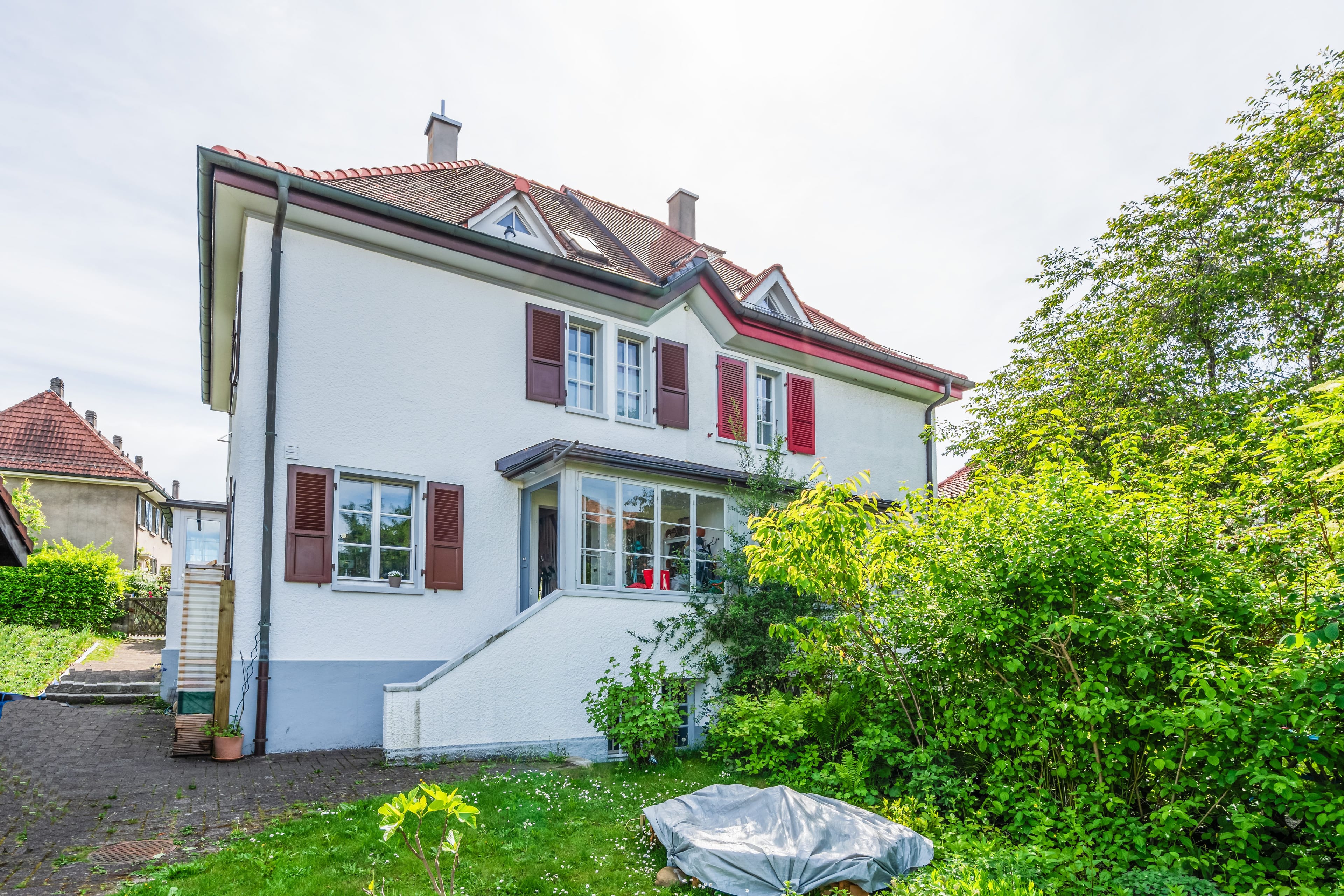 5.5-Zimmer-Doppeleinfamilienhaus mit historischem Charme in bevorzugter Stadtlage - 1