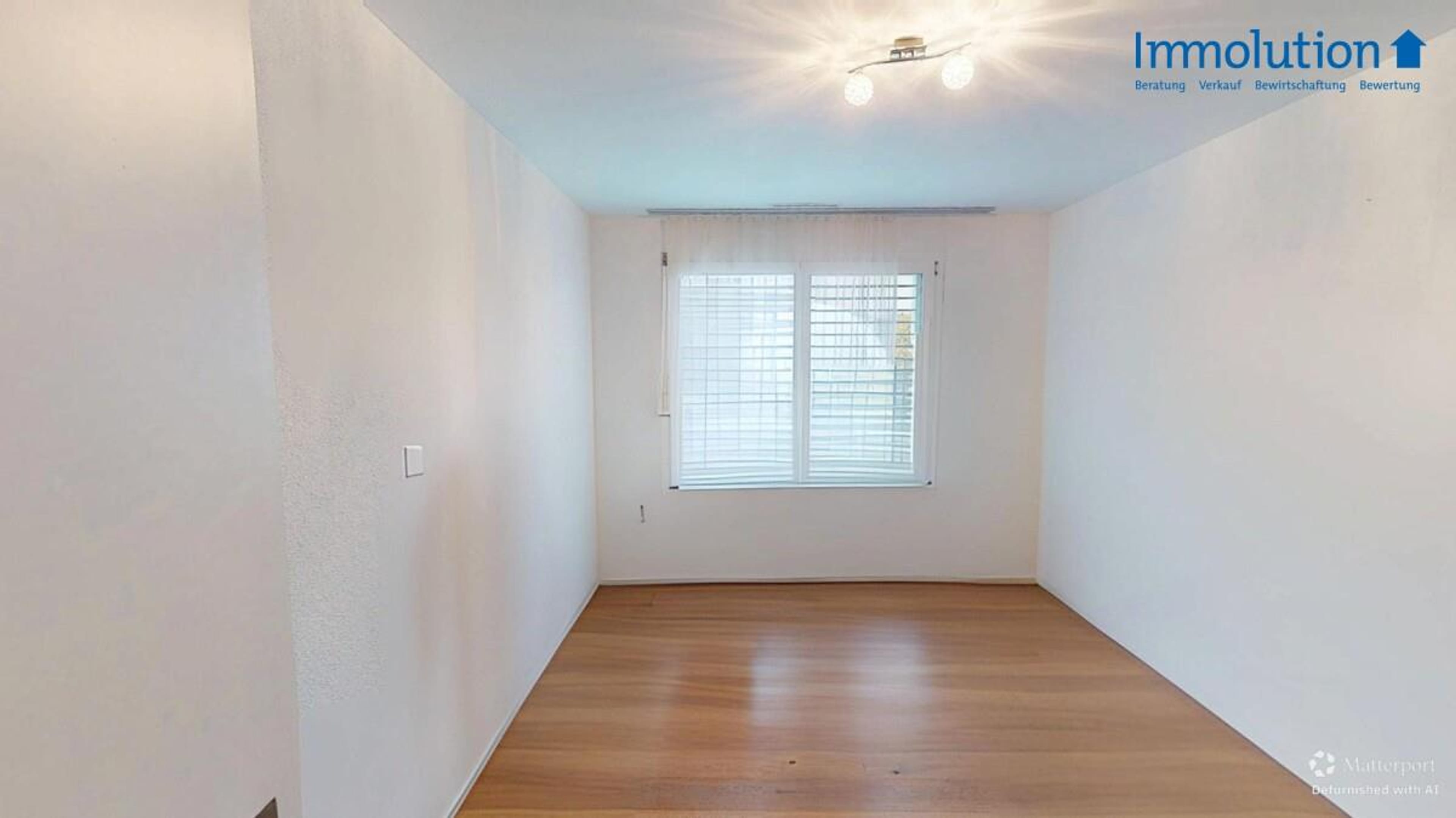 Helle 4.5-Zimmer-Gartenwohnung mit Sitzplatz in Sirnach - 9