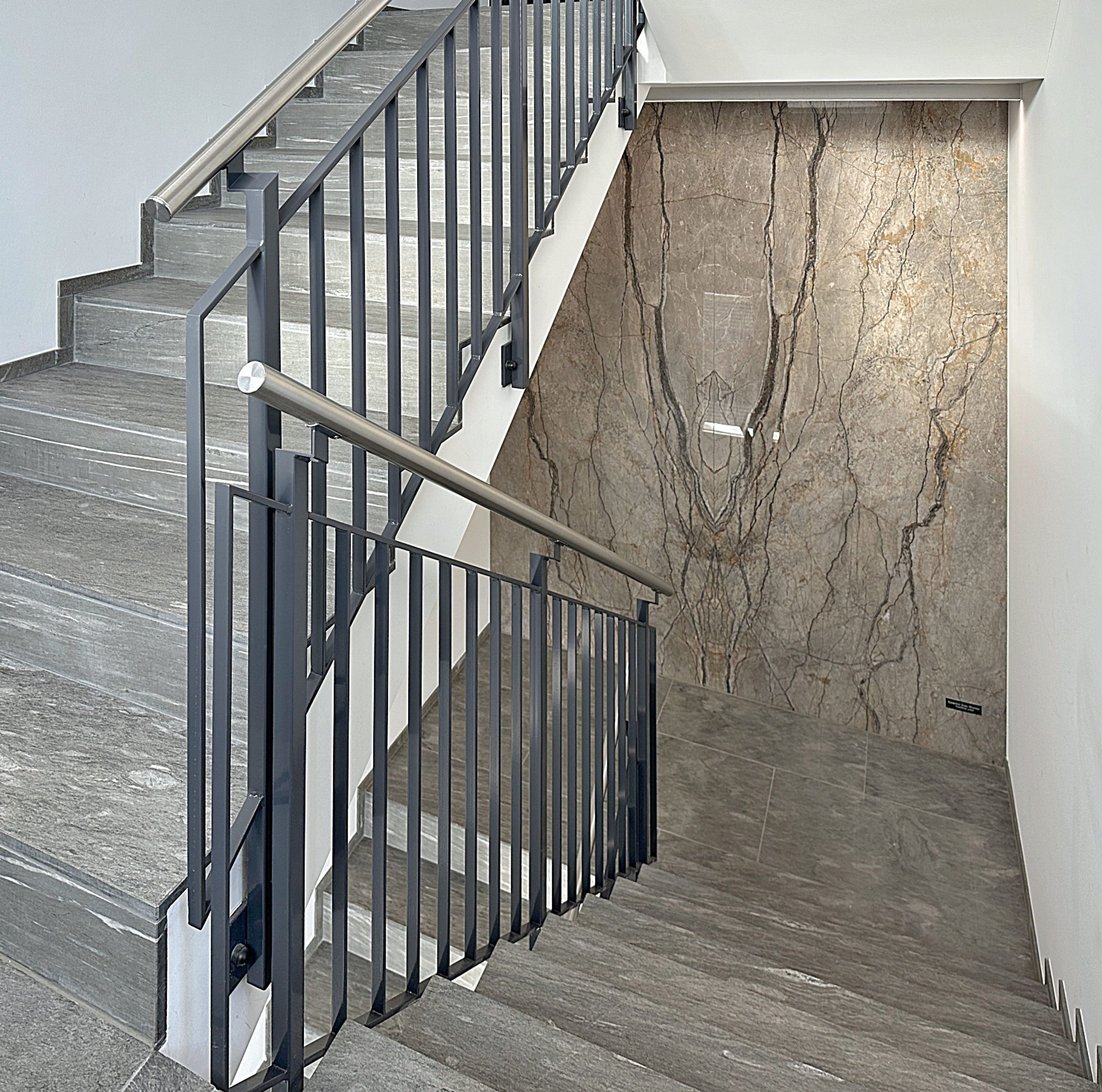 Repräsentative Gewerbeflächen 178-788 m² in Bubikon - Bild 8