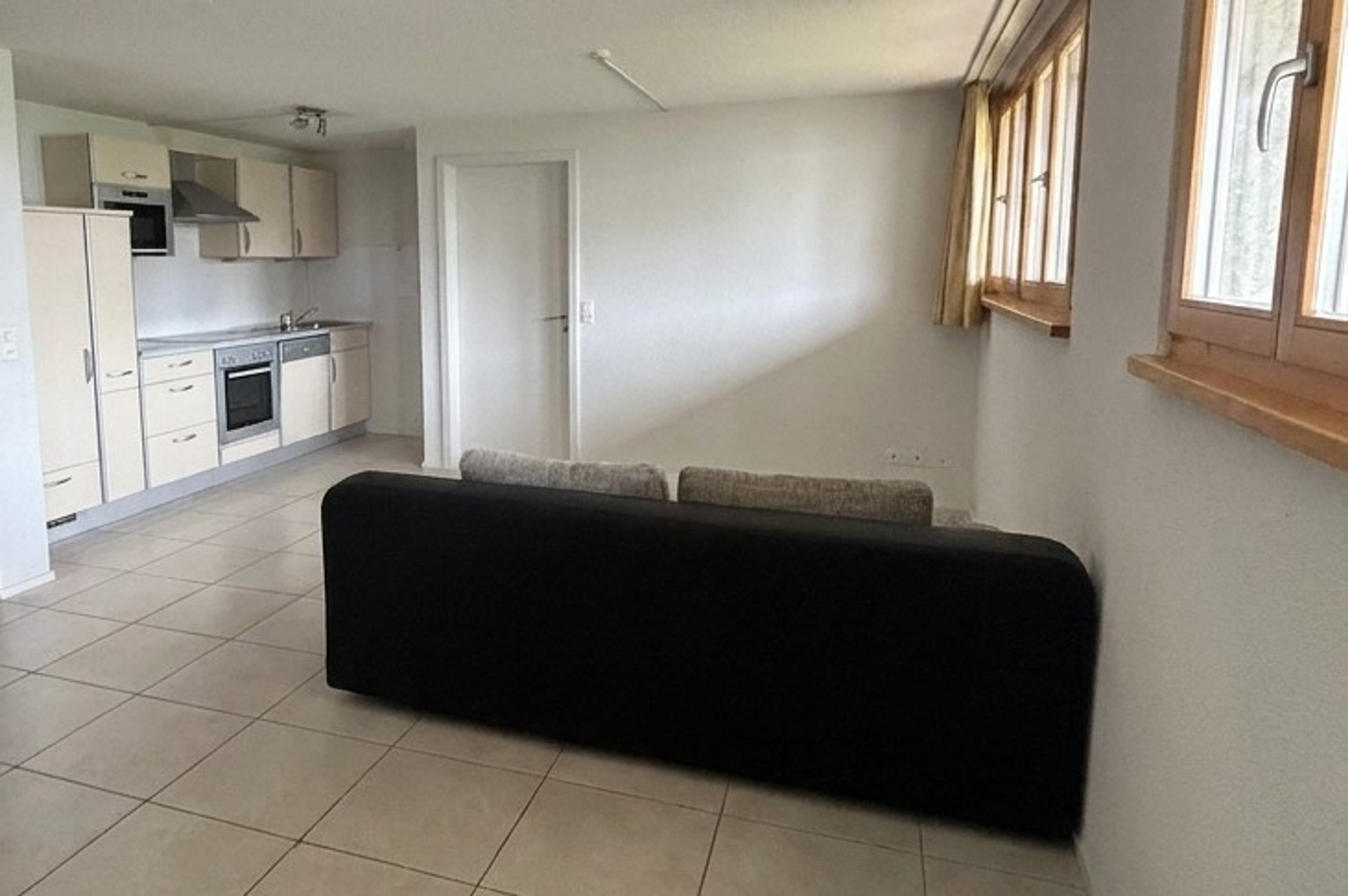 6.5-Zimmer Einfamilienhaus mit Einliegerwohnung und Fernsicht in Rumisberg - Bild 8