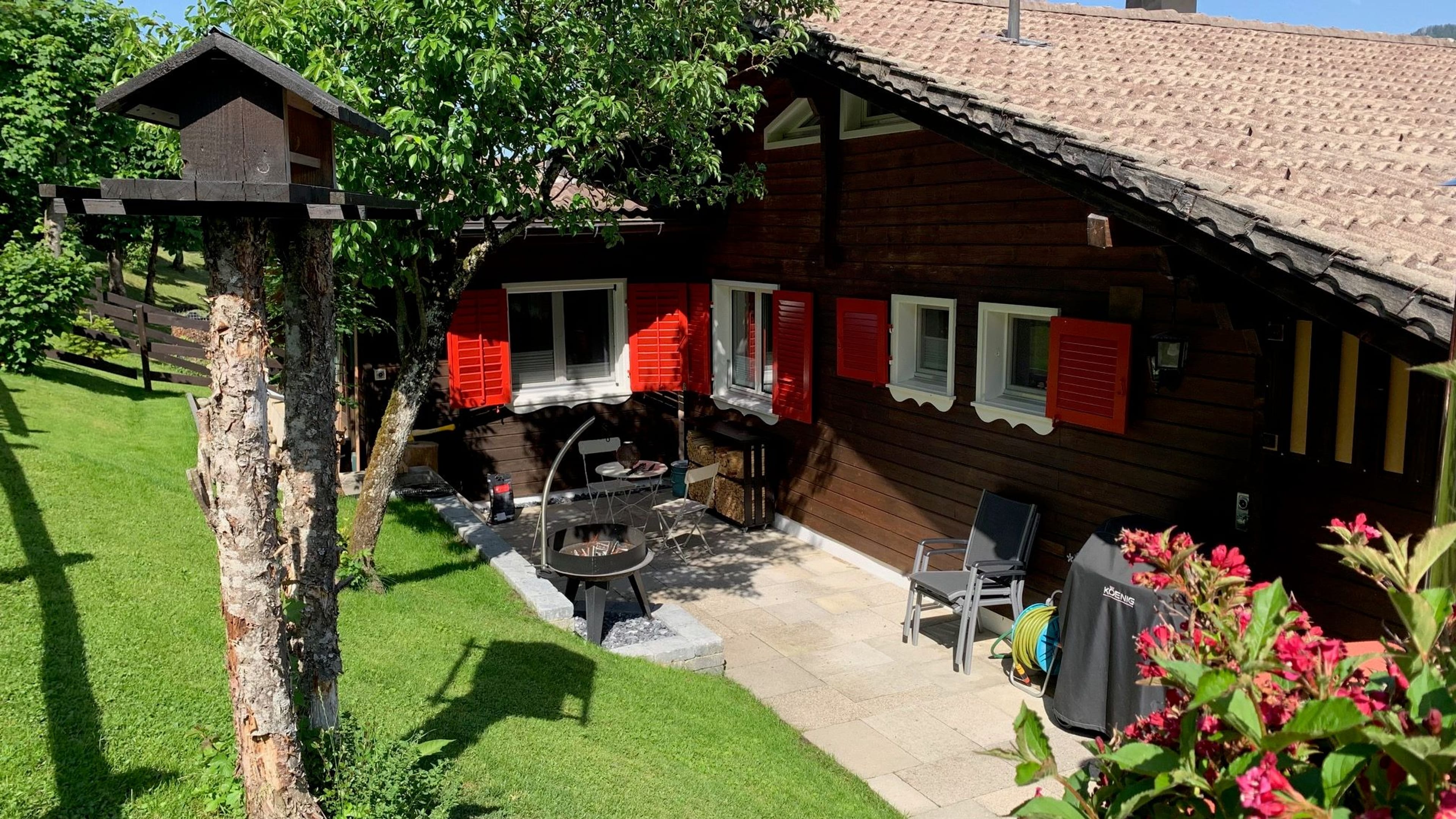 Charmantes Chalet mit See- und Bergsicht - Bild 3