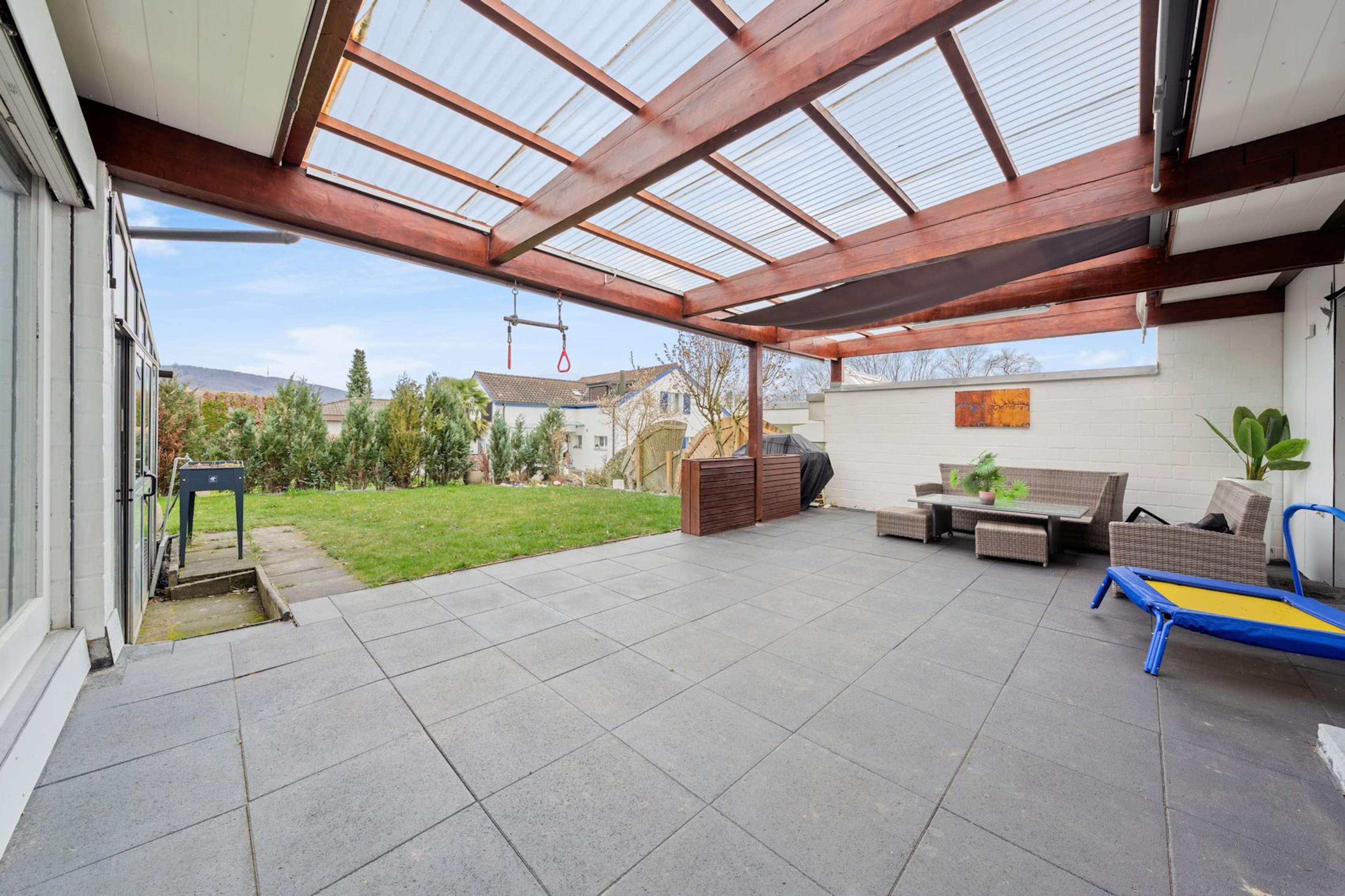 6.5-Zi. Bungalow-Reihenhaus mit Garten in Däniken - steuergünstig - Bild 2