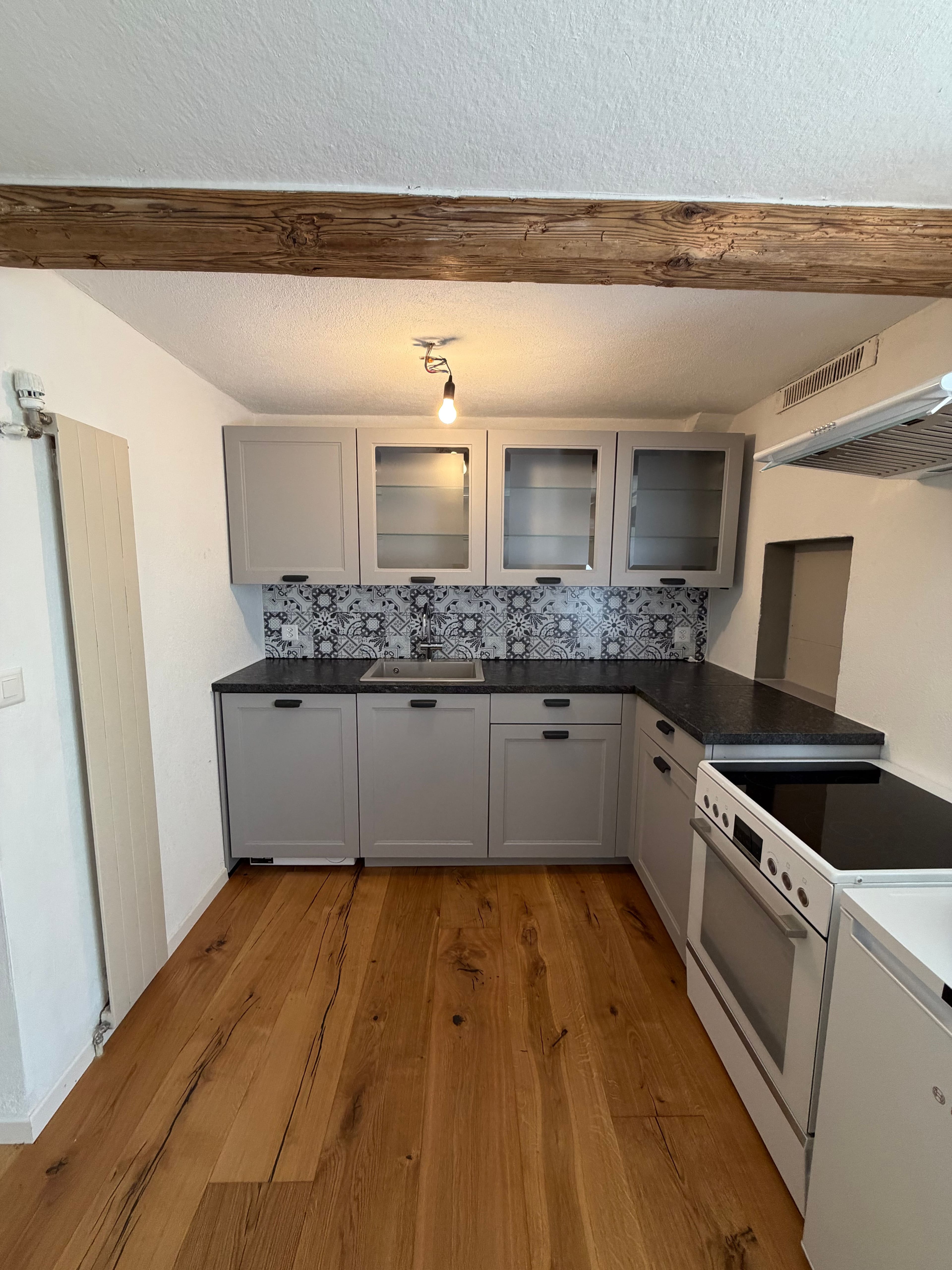 Frisch renoviertes 1-Zimmer-Studio mit Eichenparkett in Chur - Bild 1