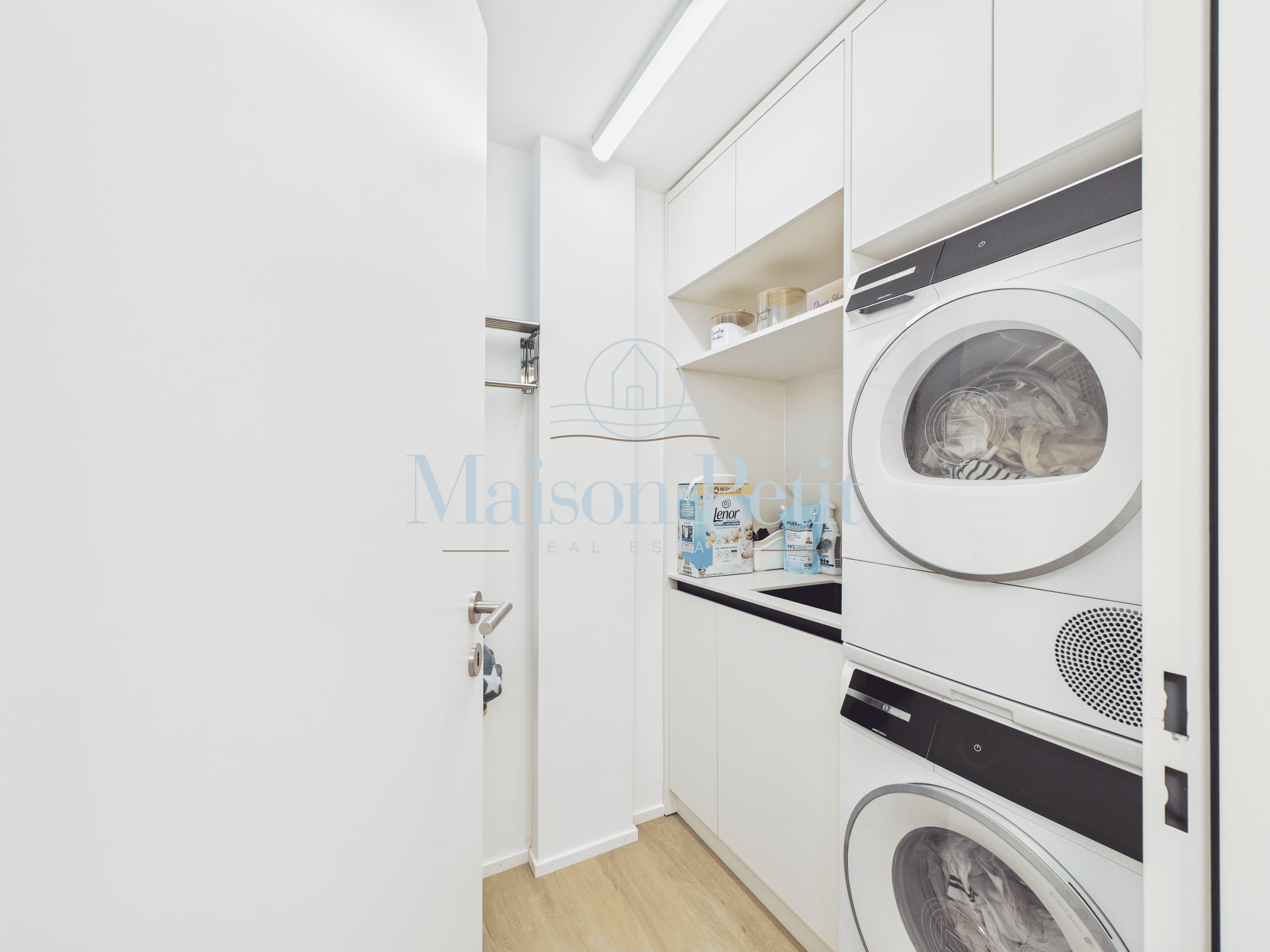 Interior Design trifft Wohngefühl ein Einfamilienhaus, das innen wie aussen begeistert - 22