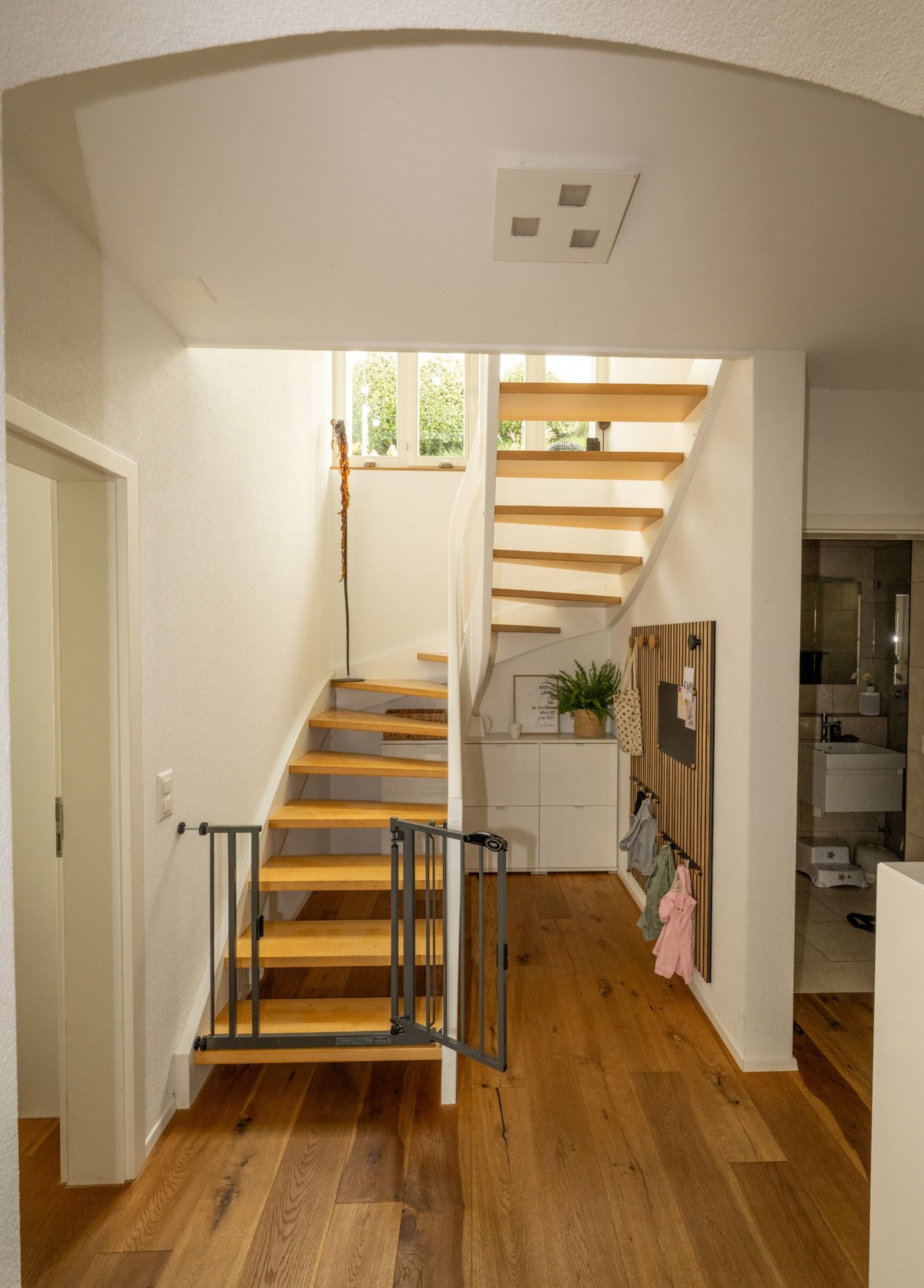 5½ Zi.-Maisonette mit 144 m² Aussenfläche (Terrasse und Balkon) - Bild 5
