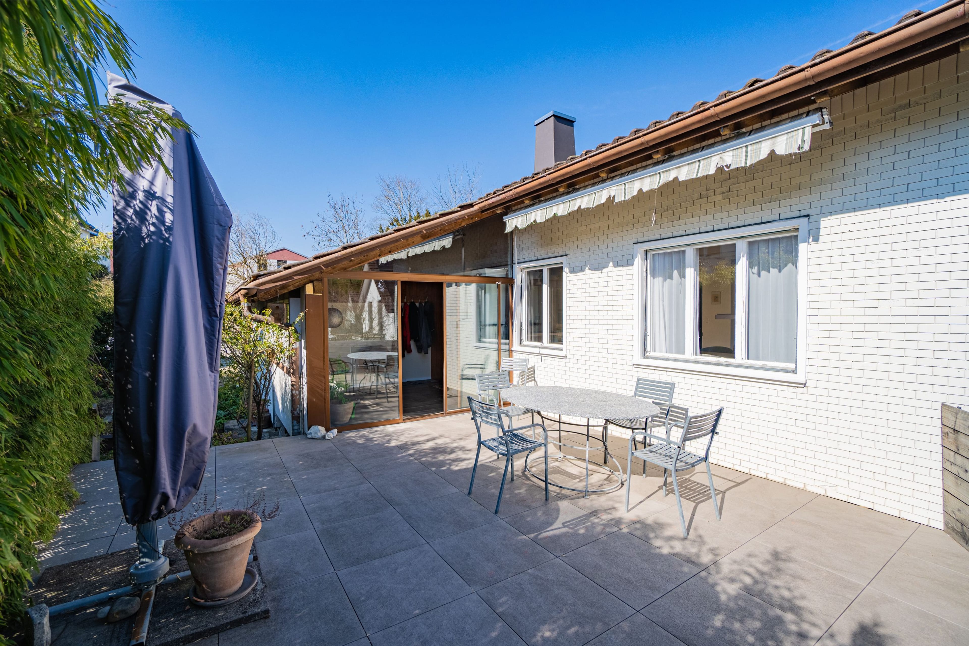 6.5-Zimmer-EFH mit Einliegerwohnung und Garten in Niederweningen - Bild 5