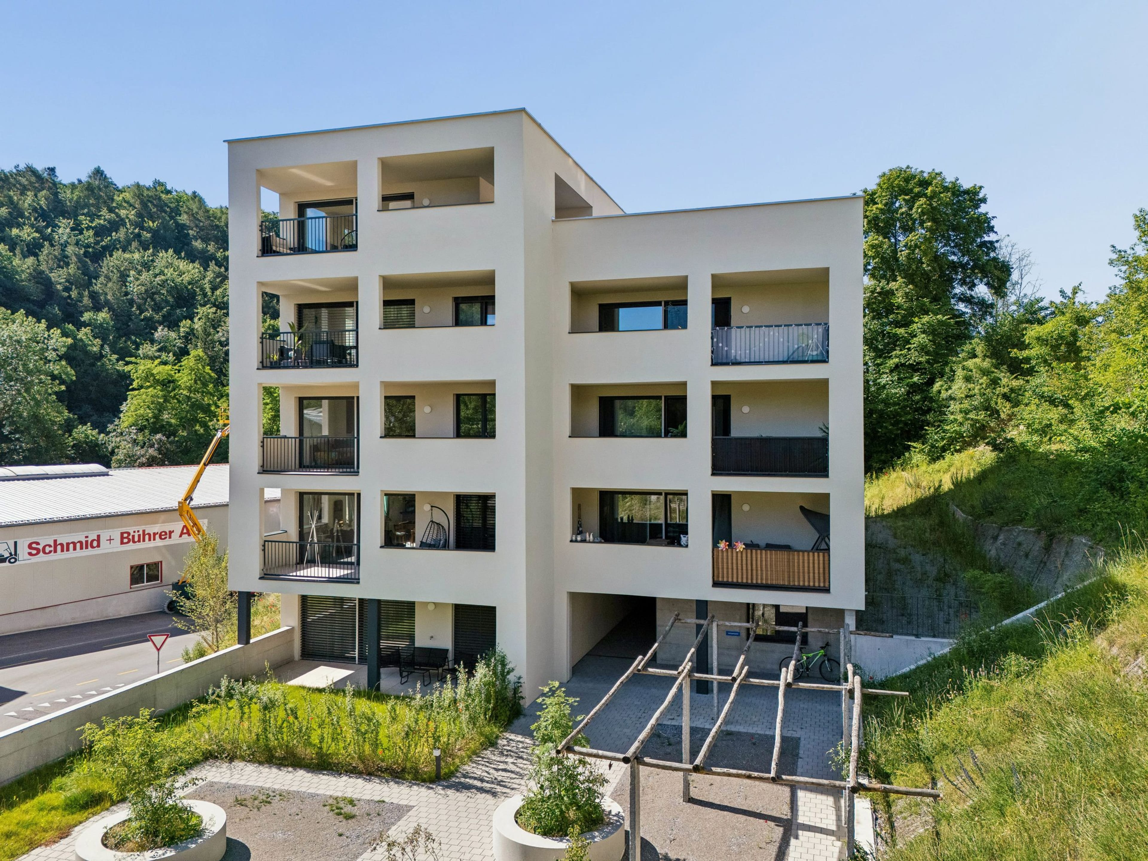 Bezugsbereite 2.5-Zimmer-Neubauwohnung mit Terrasse in Schaffhausen - Bild 1