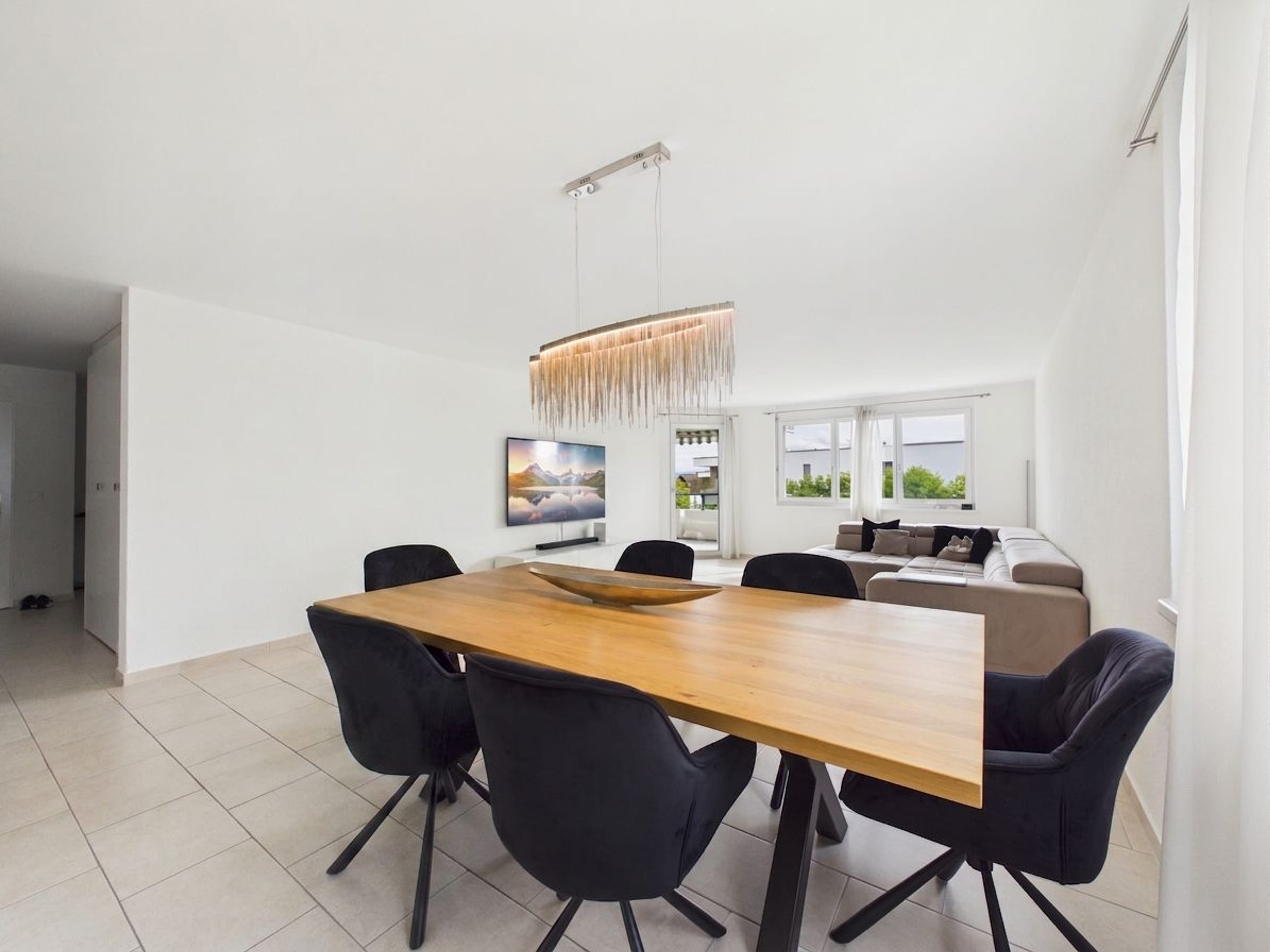 4.5-Zimmer-Wohnung mit grosser Terrasse in Winkel mieten - Bild 12
