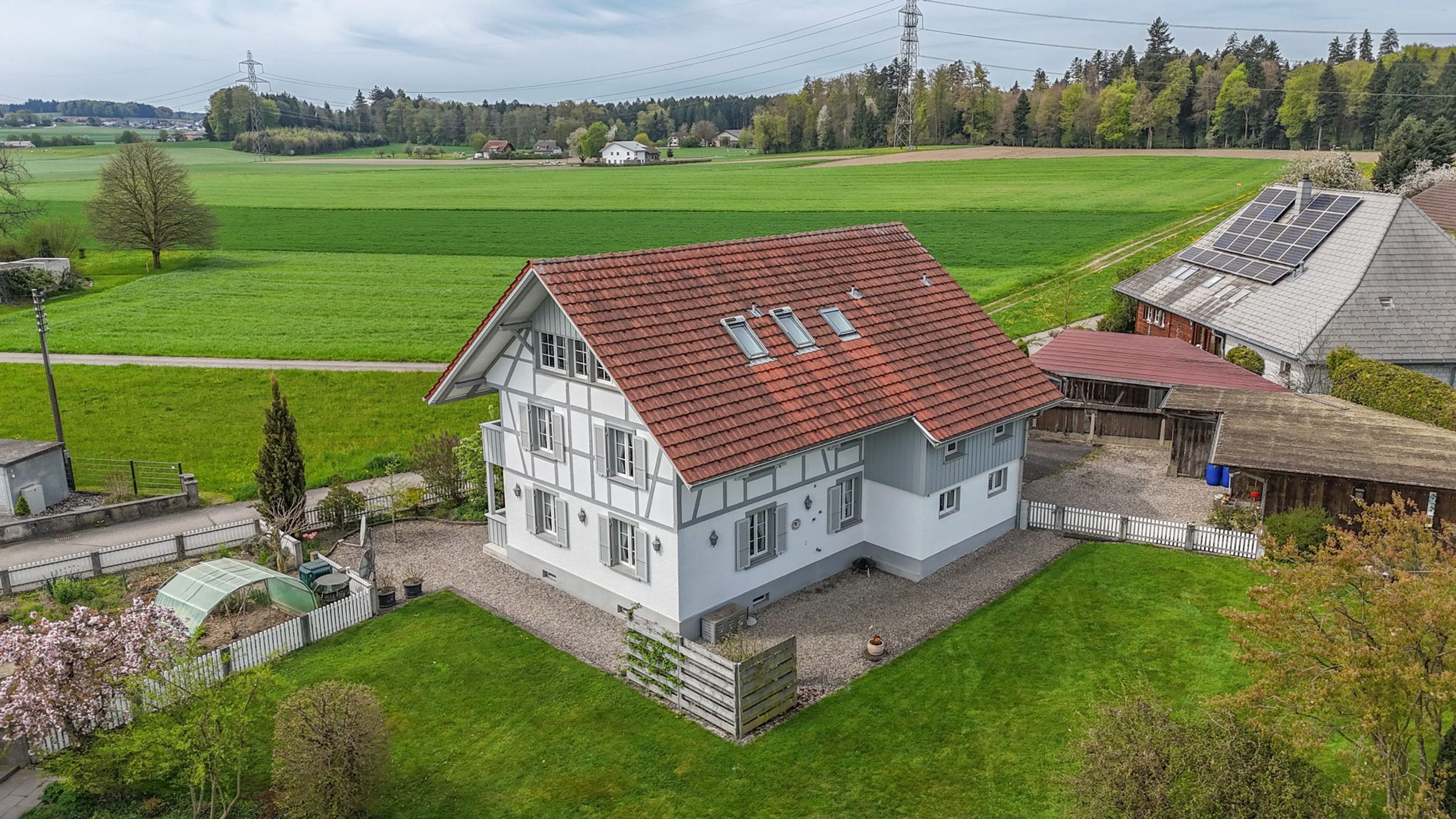 Exklusives Wohnkonzept mit Gartenidylle und maximaler Flexibilität - 40