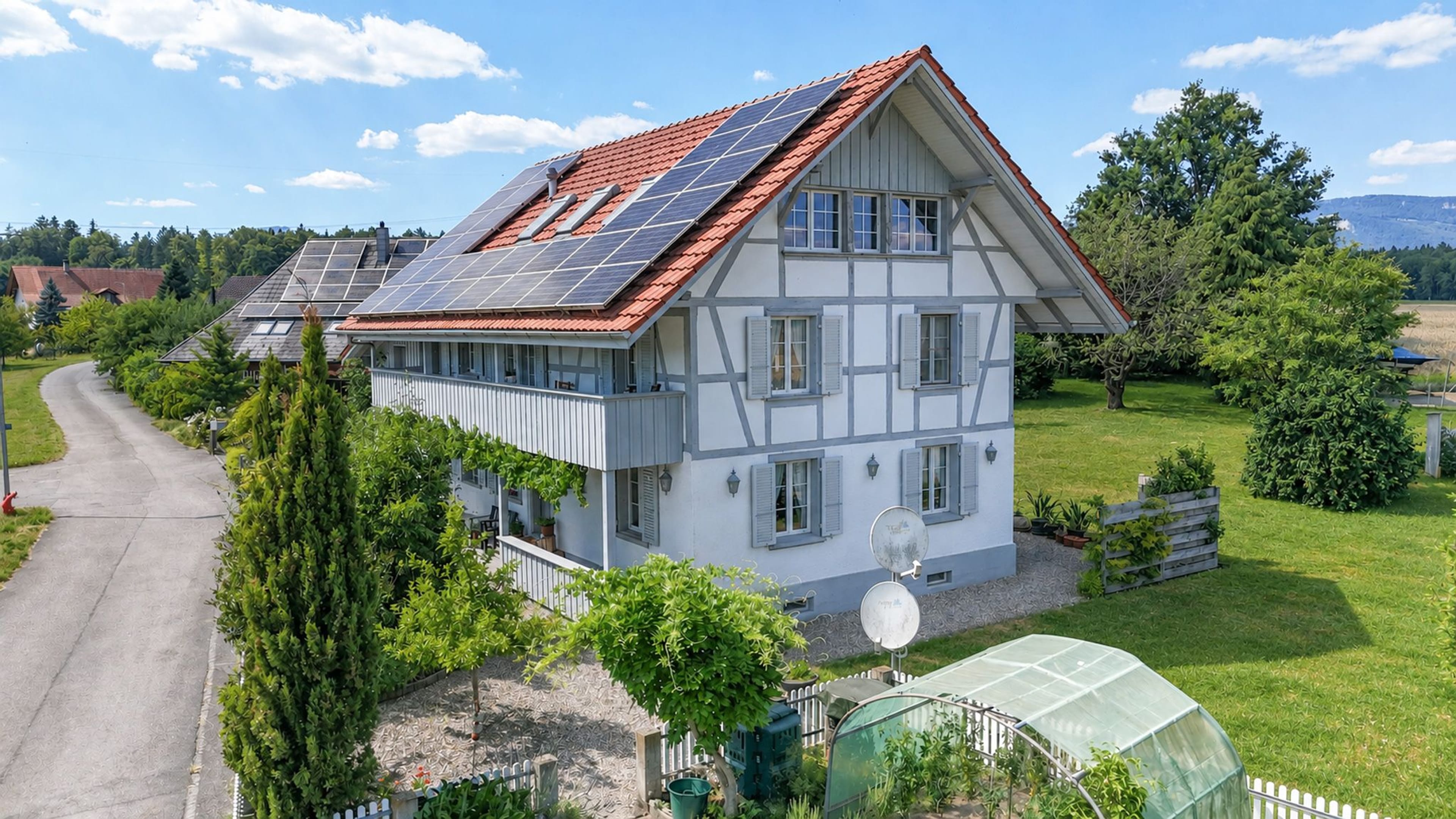 Exklusives Wohnkonzept mit Gartenidylle und maximaler Flexibilität - Bild 1
