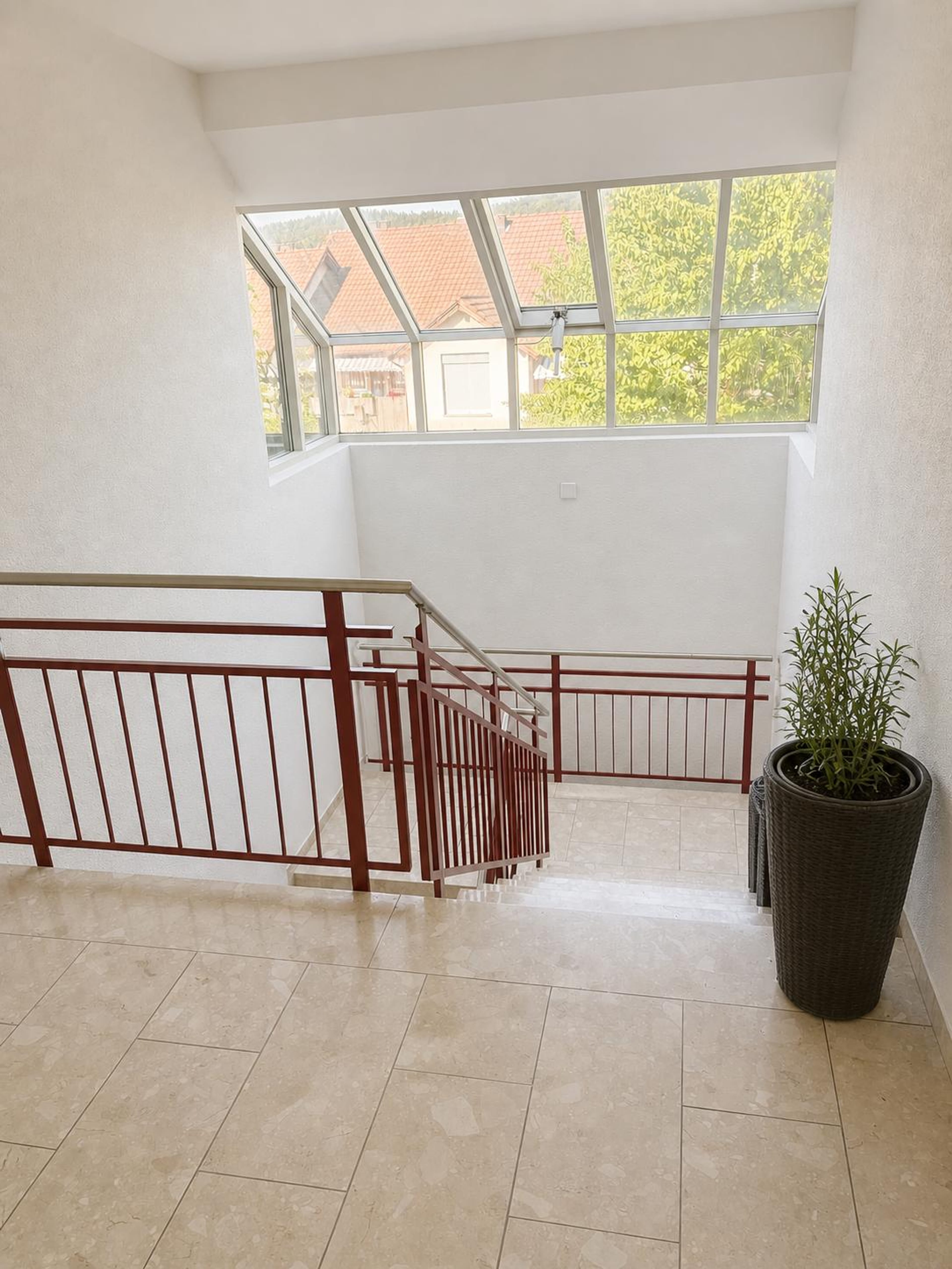 Helle 3.5-Zimmer-Wohnung mit Cheminée in Winterthur Seen - Bild 2