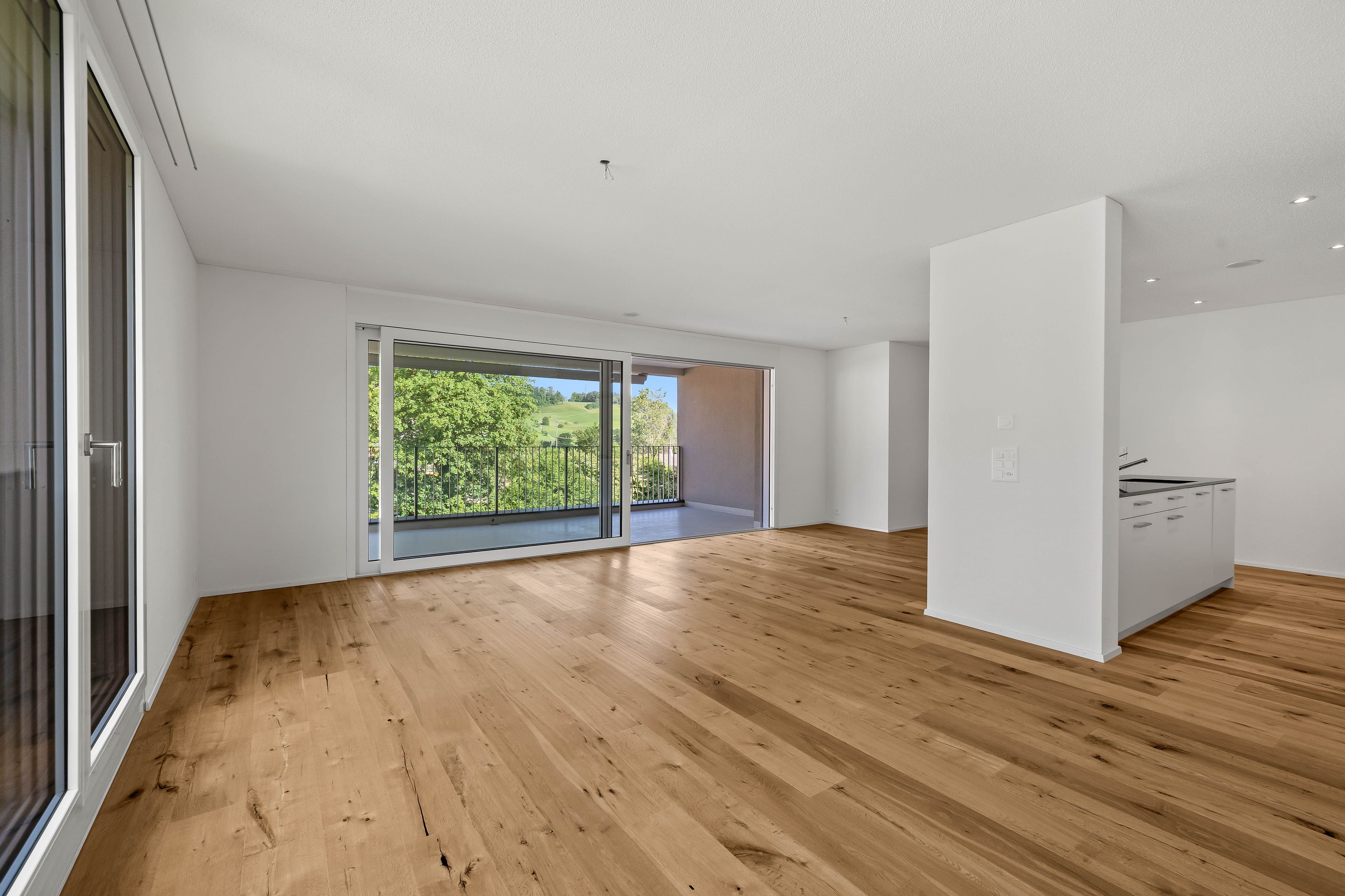 Helle 4.5-Zi.-Wohnung mit grossem Balkon in Läufelfingen - Bild 6