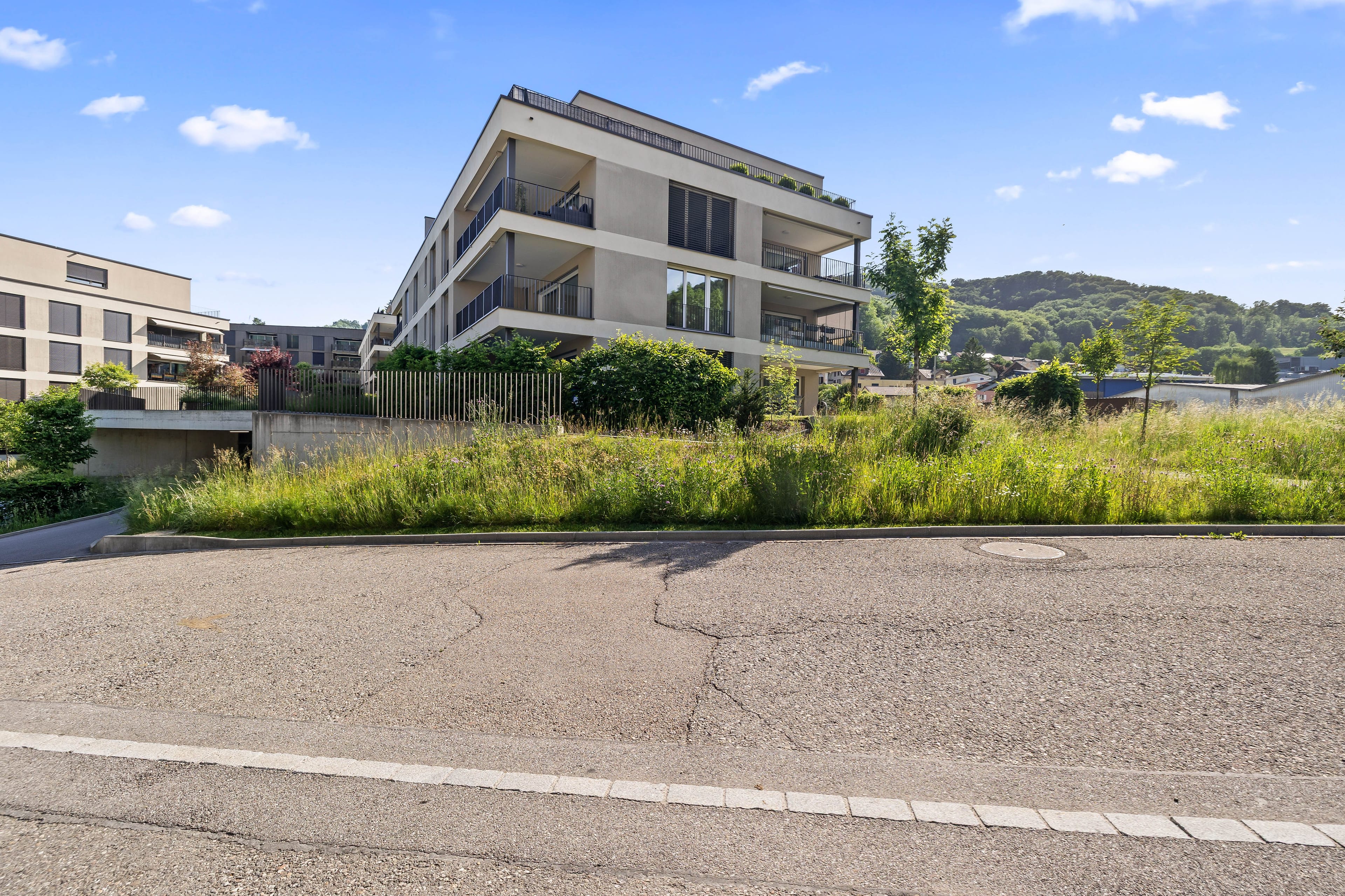 Helle 4.5-Zi.-Wohnung mit grossem Balkon in Läufelfingen - Bild 2