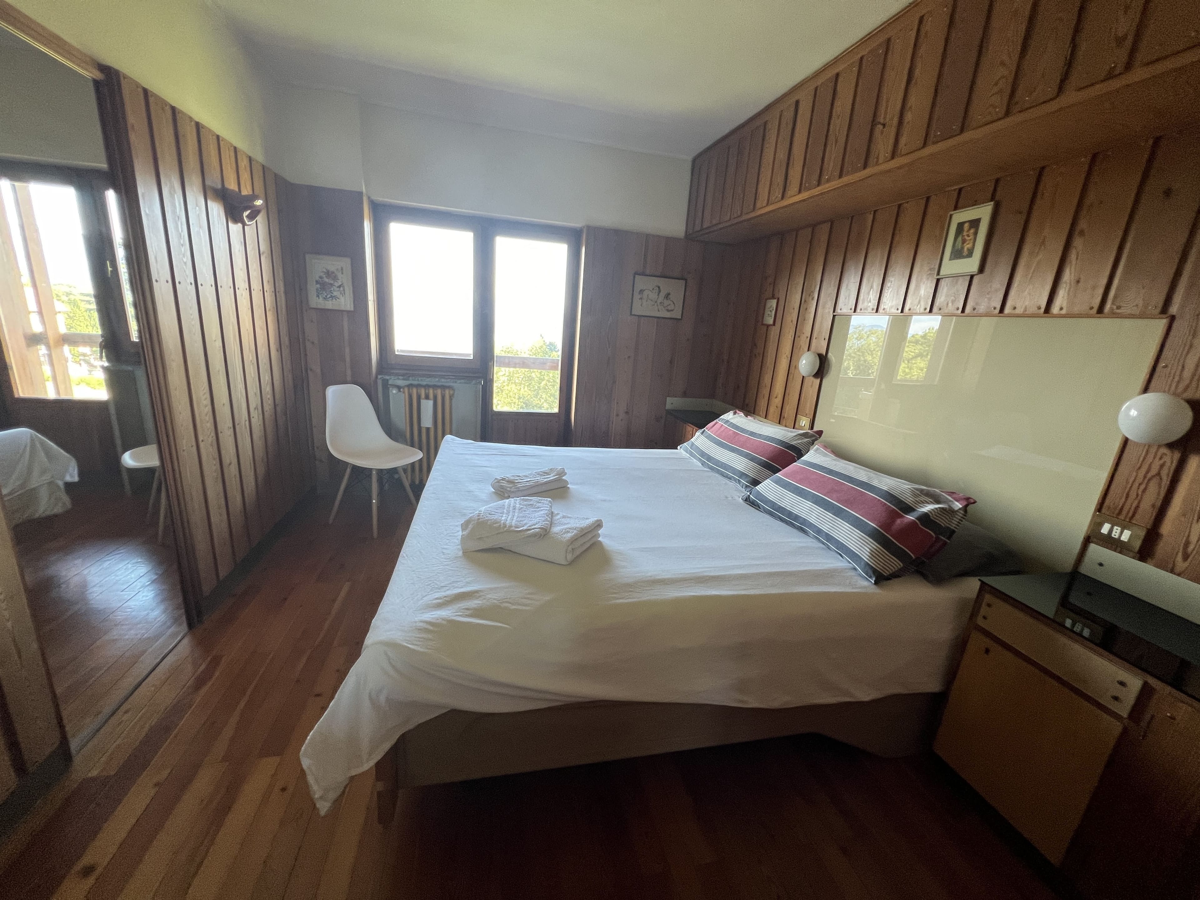 12-Zimmer-Architektenvilla mit Panoramasicht in Agra kaufen - Bild 19