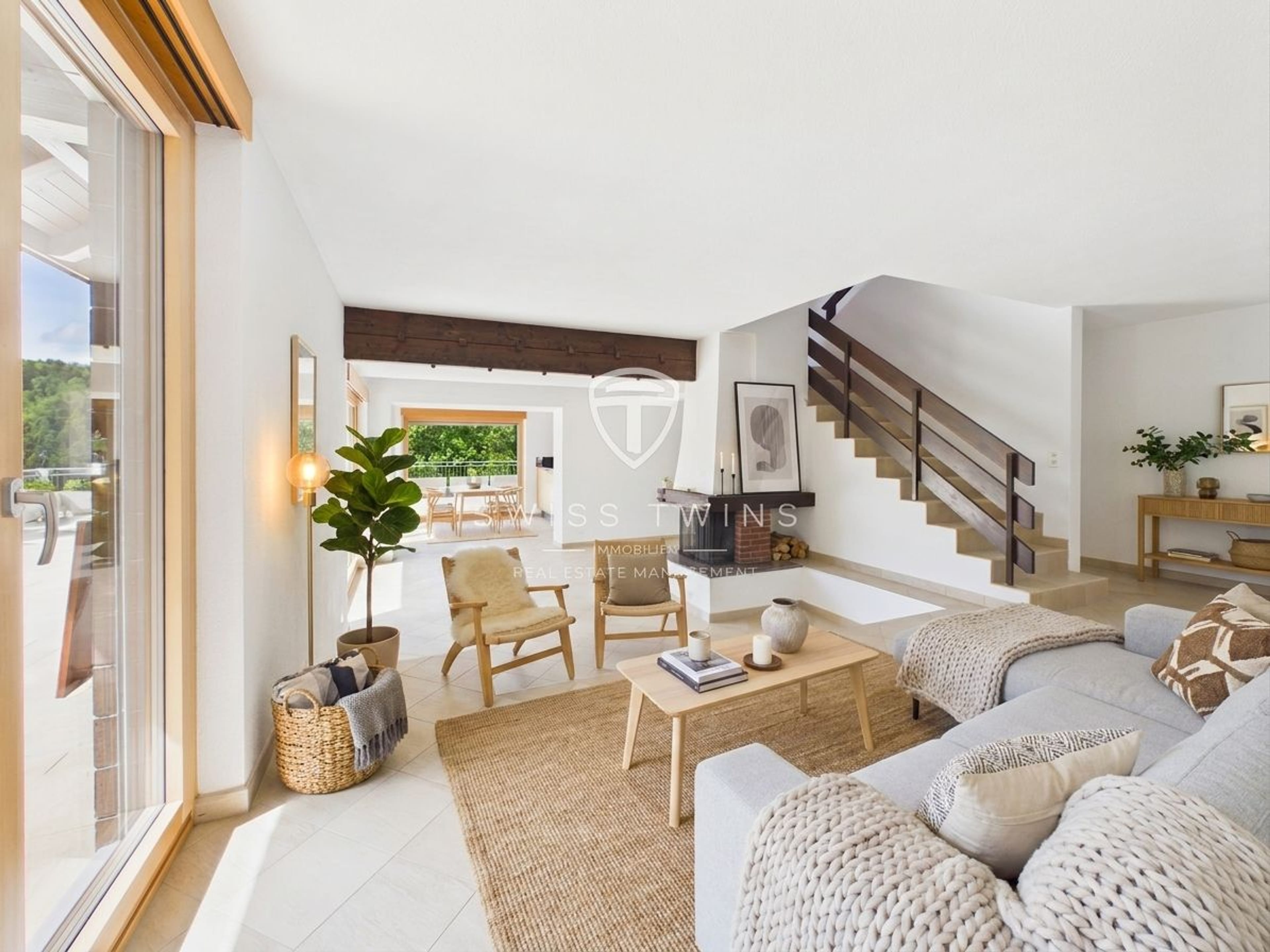 6.5-Zi. Wohnung mit 180 m² Terrasse in Stallikon - 6