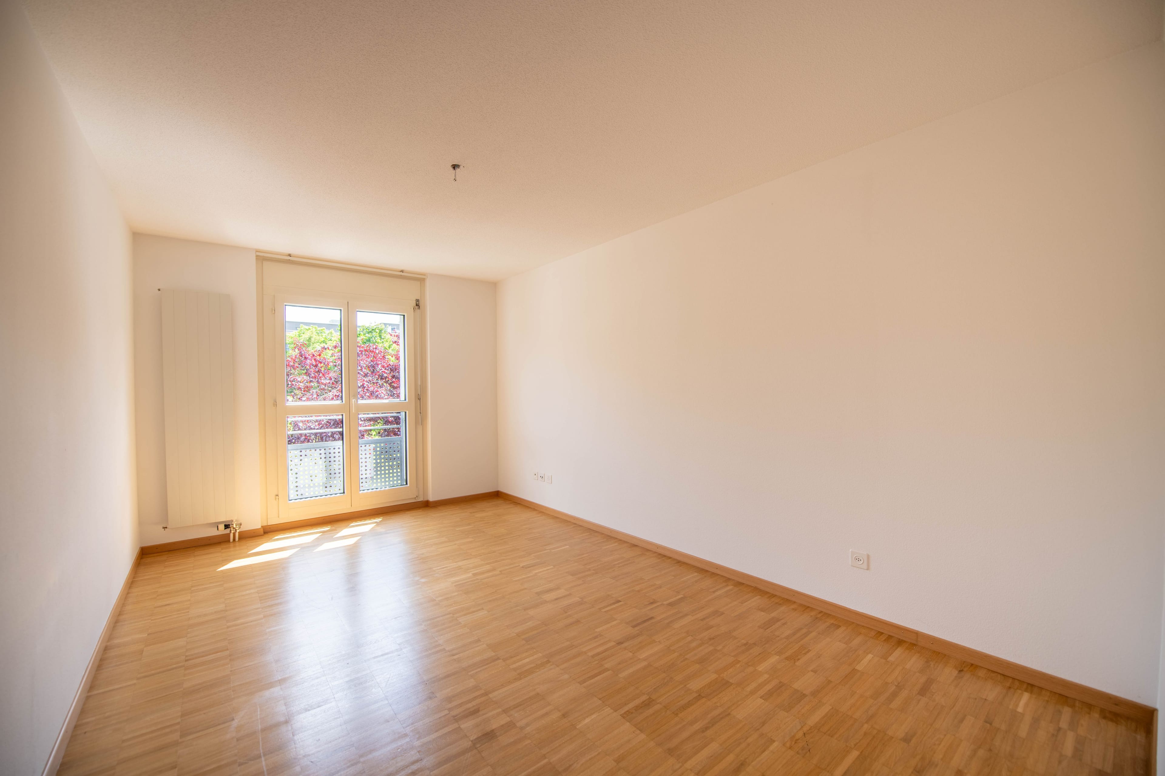 Grosszügige 2.5-Zimmerwohnung in grüner Oase - 9