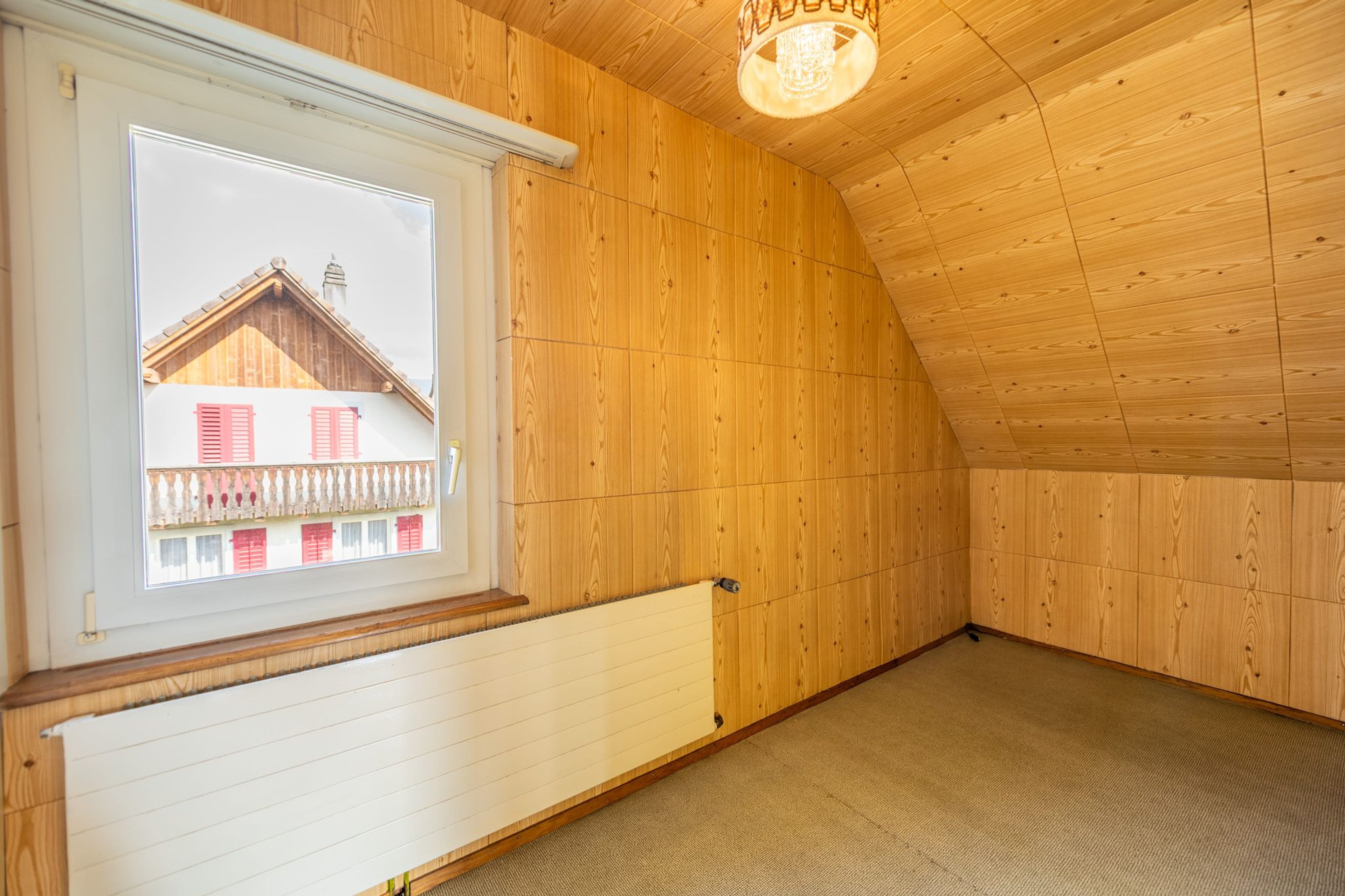 Sanierung oder Neubau: Grosszügiges Grundstück mit viel Potenzial - Bild 10