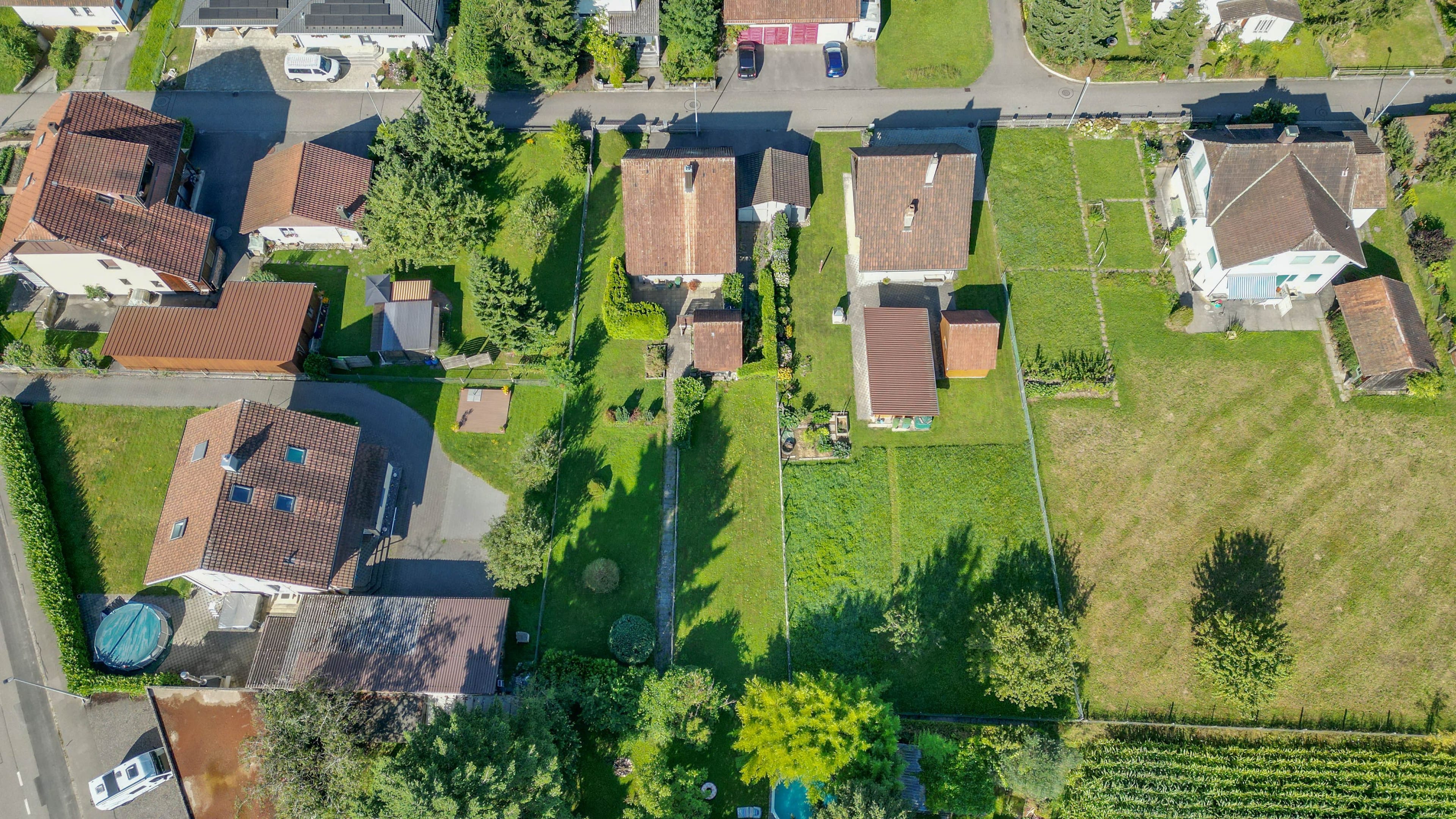 Sanierung oder Neubau: Grosszügiges Grundstück mit viel Potenzial - Bild 19