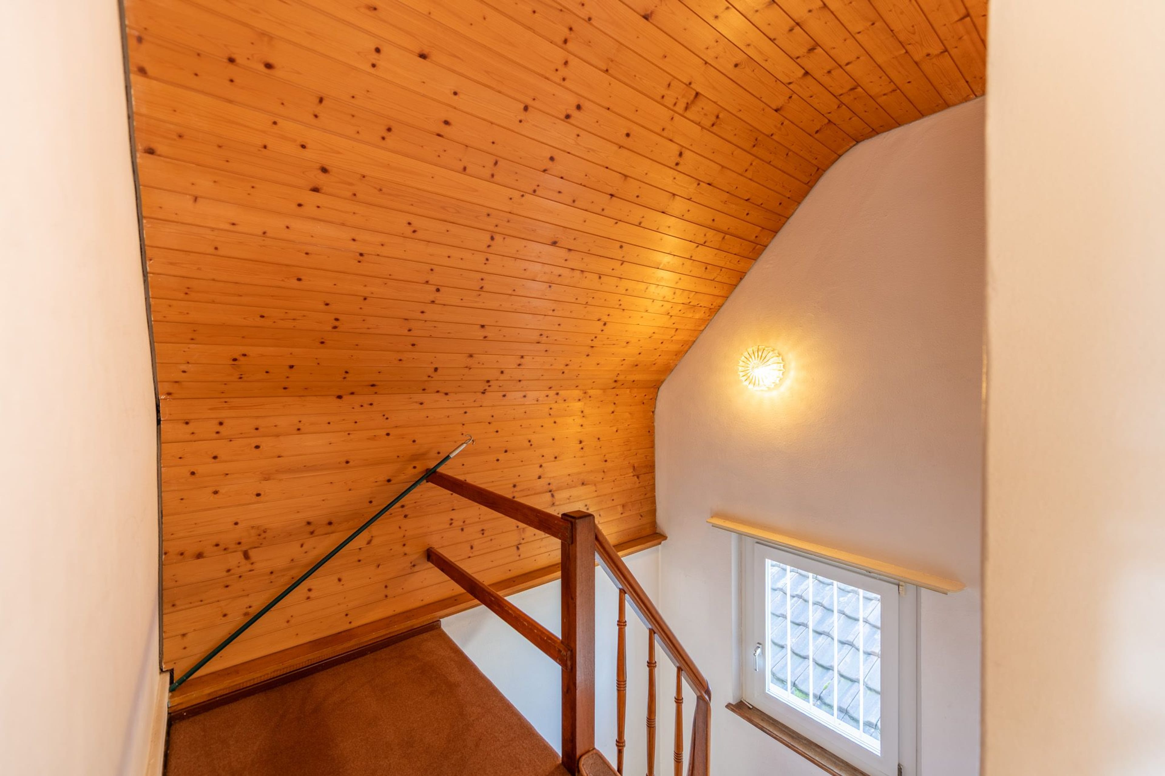 Sanierung oder Neubau: Grosszügiges Grundstück mit viel Potenzial - Bild 7