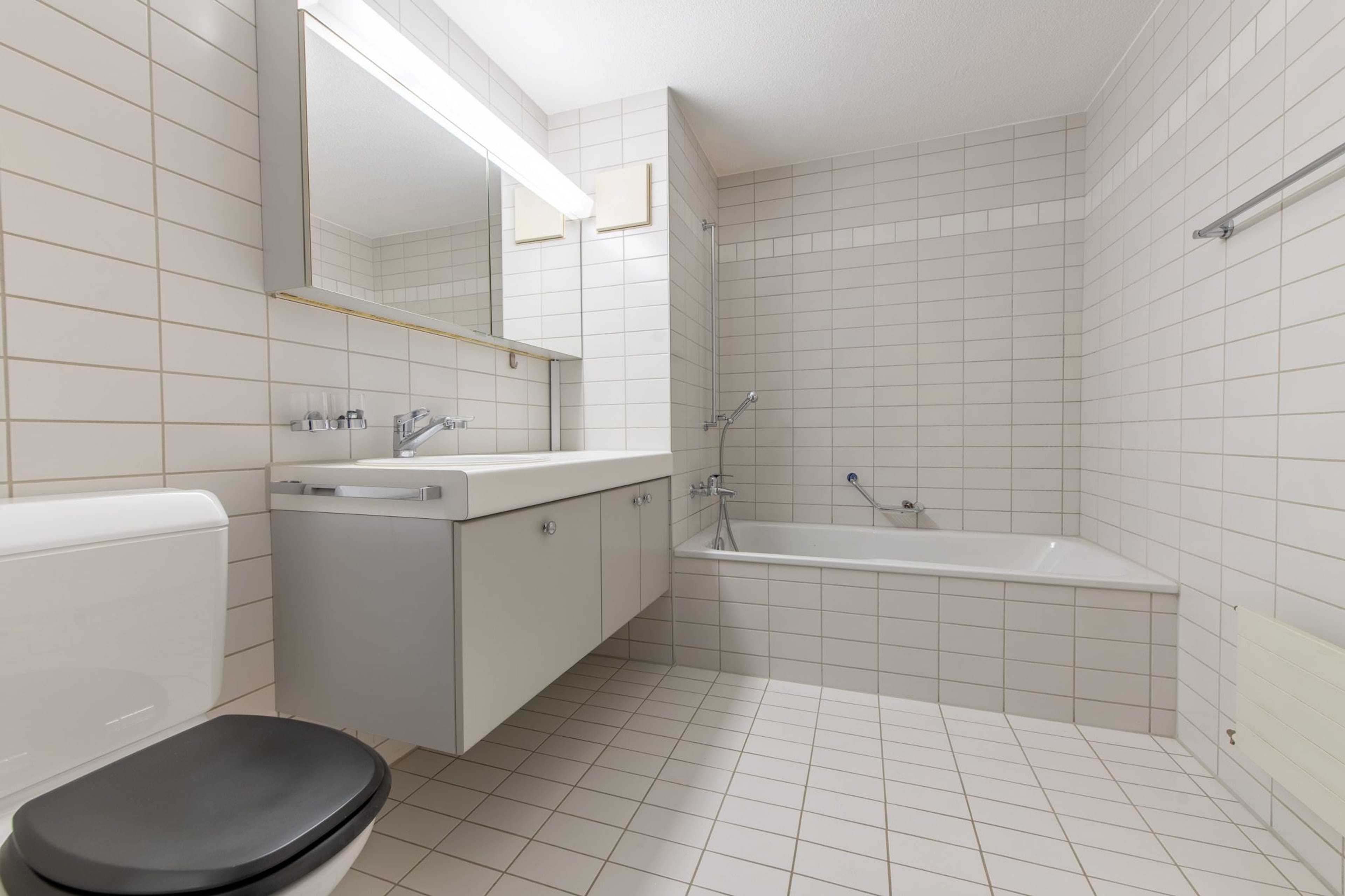 Grosszügige 2.5-Zimmerwohnung in grüner Oase - 8