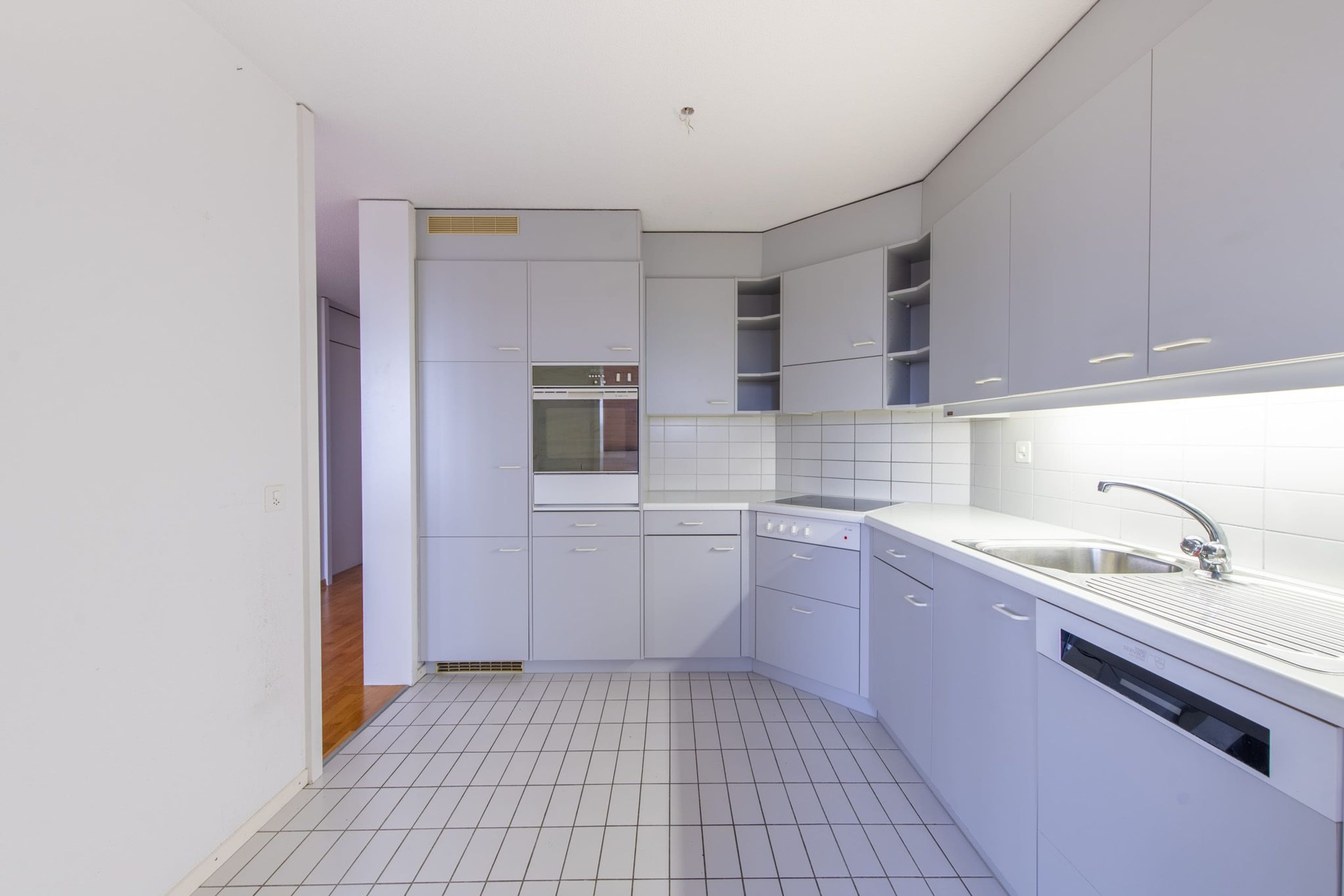Duplexwohnung mit gemütlichem Cheminée & eigener Waschmaschine - Bild 3