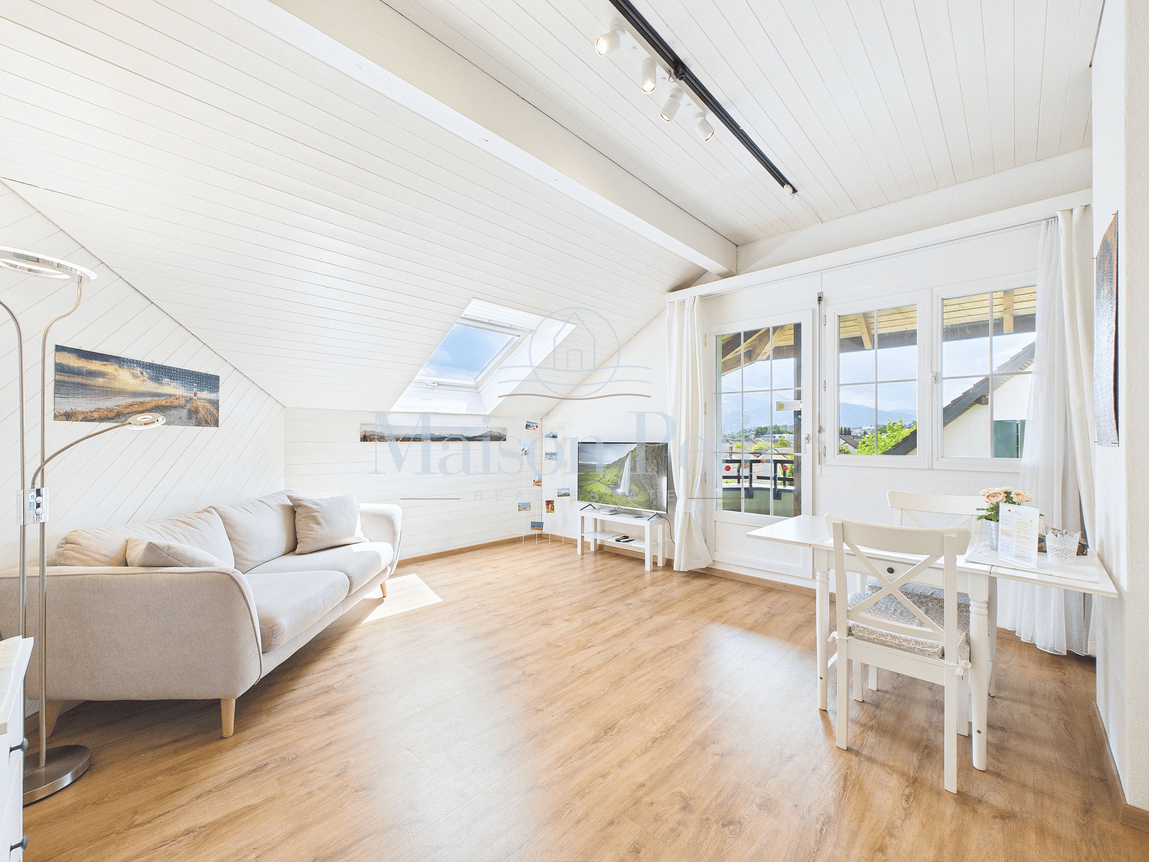 Freistehendes Einfamilienhaus mit Weitblick vom Pilatus bis zur Rigi - 14
