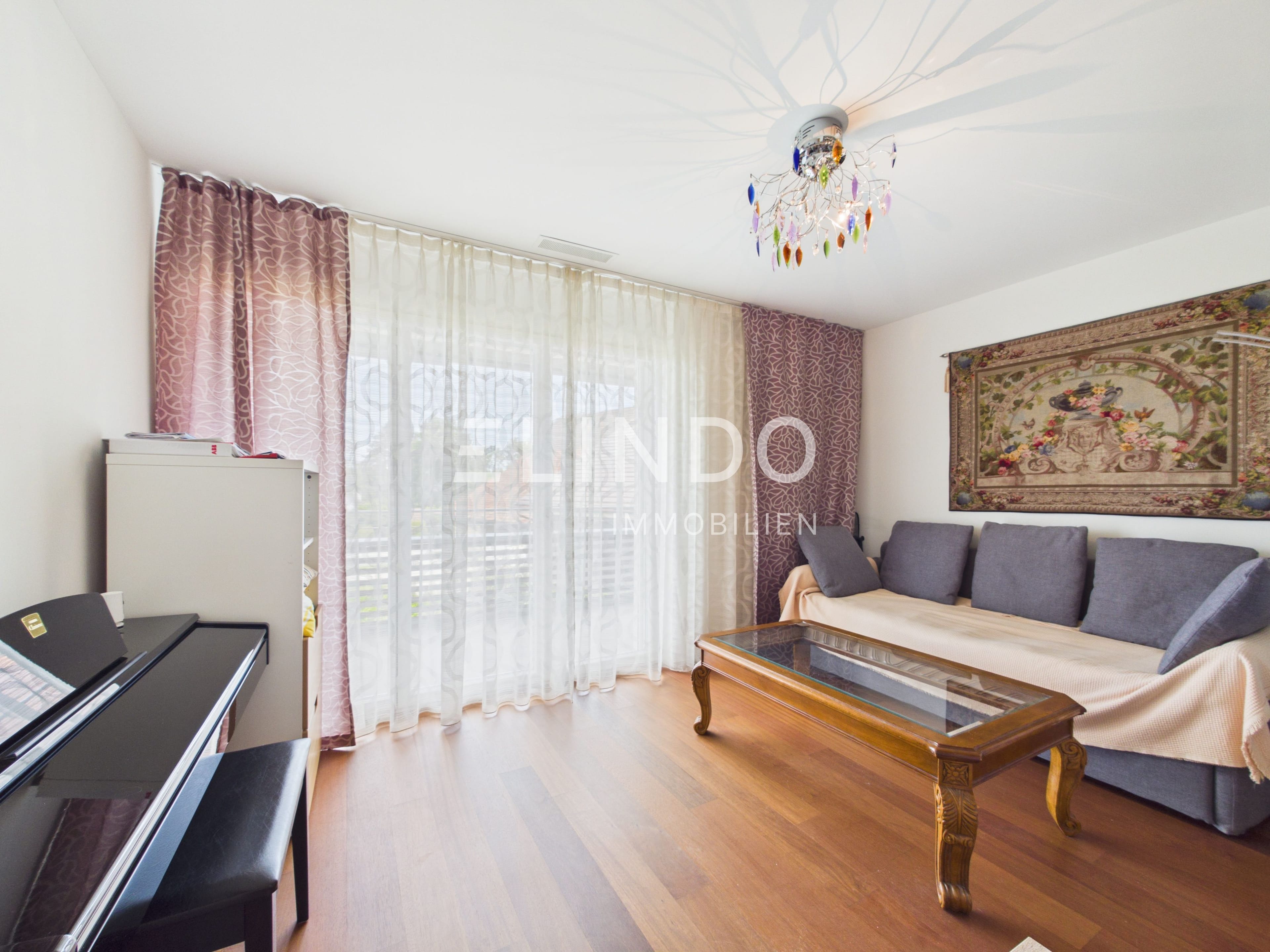 Grosszügig auf zwei Etagen – Terrasse, Garten & begehbarer Kleiderschrank - 4