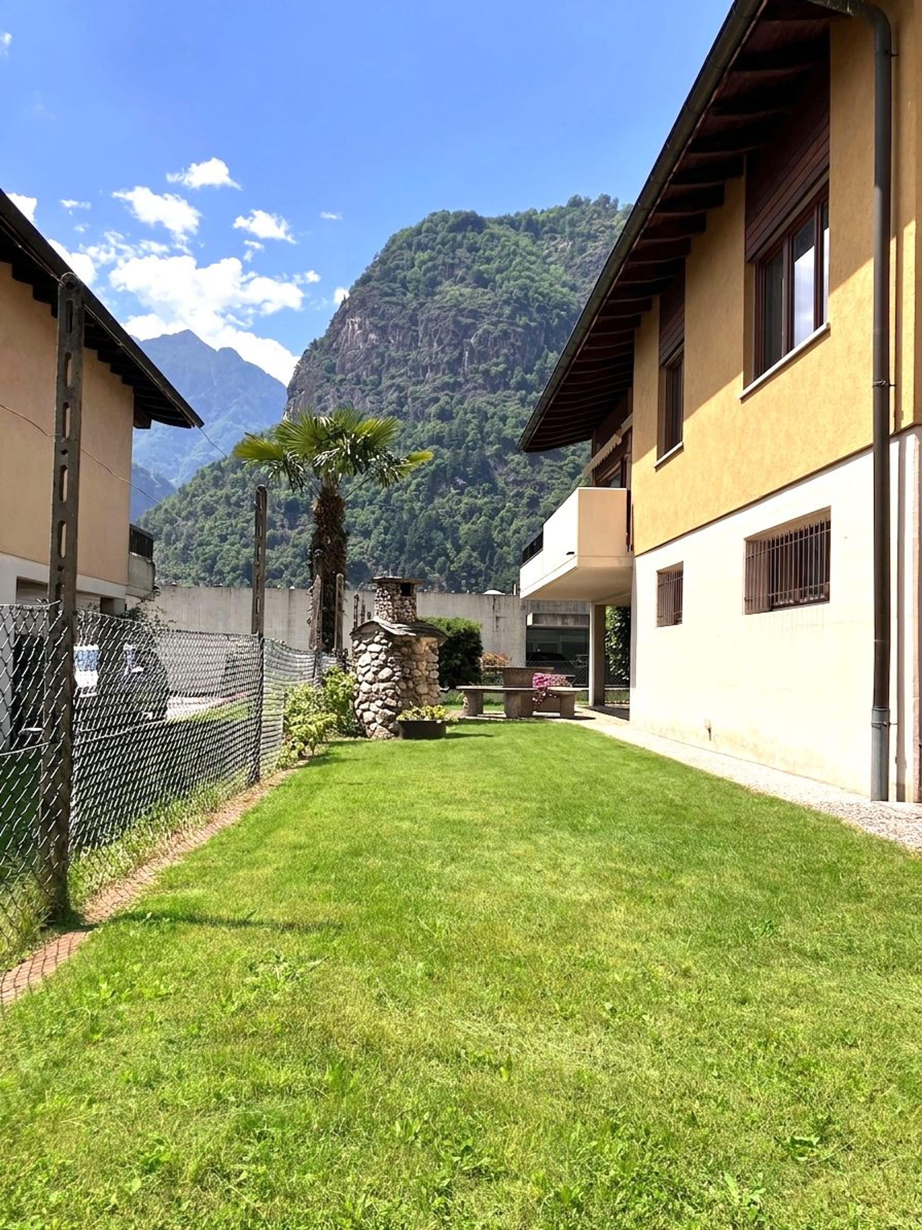 Freistehendes 6.5-Zi.-Einfamilienhaus mit Garten in Biasca - Bild 5