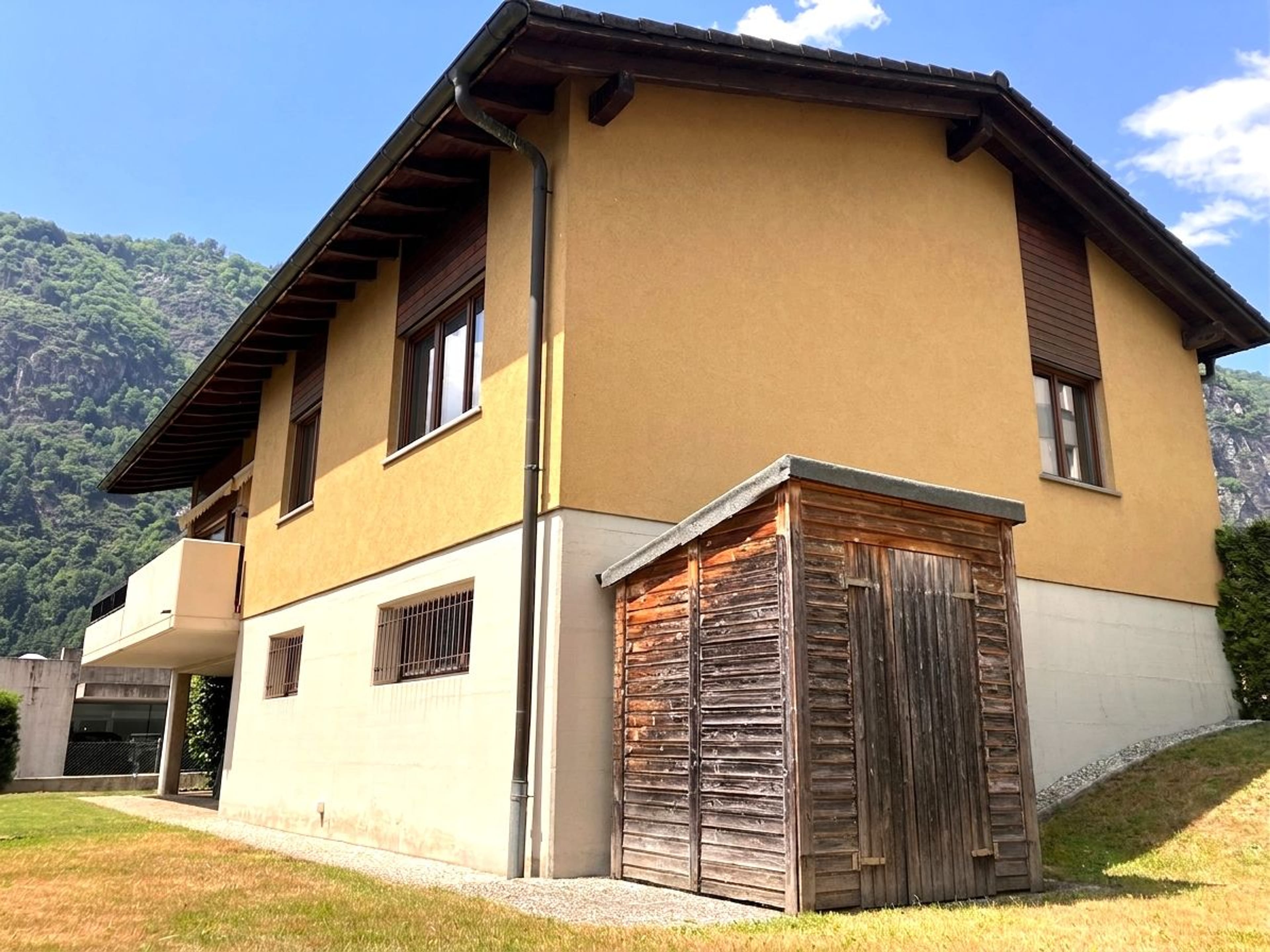 Casa unifamiliare indipendente di 6.5 locali con giardino a Biasca - 28