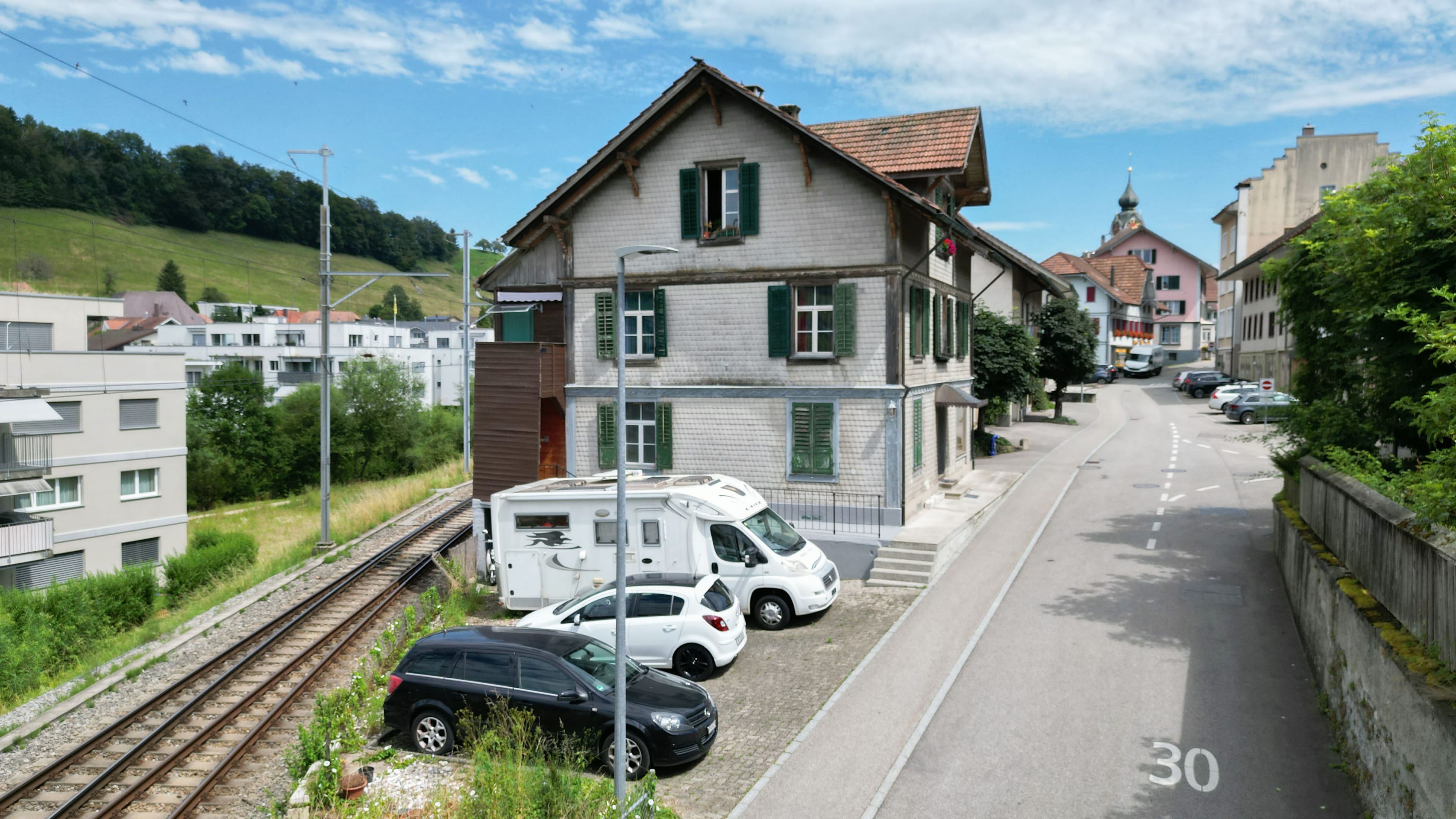 Zentrale Lage - vermieten, Gewerbe, bewohnen - Bild 18