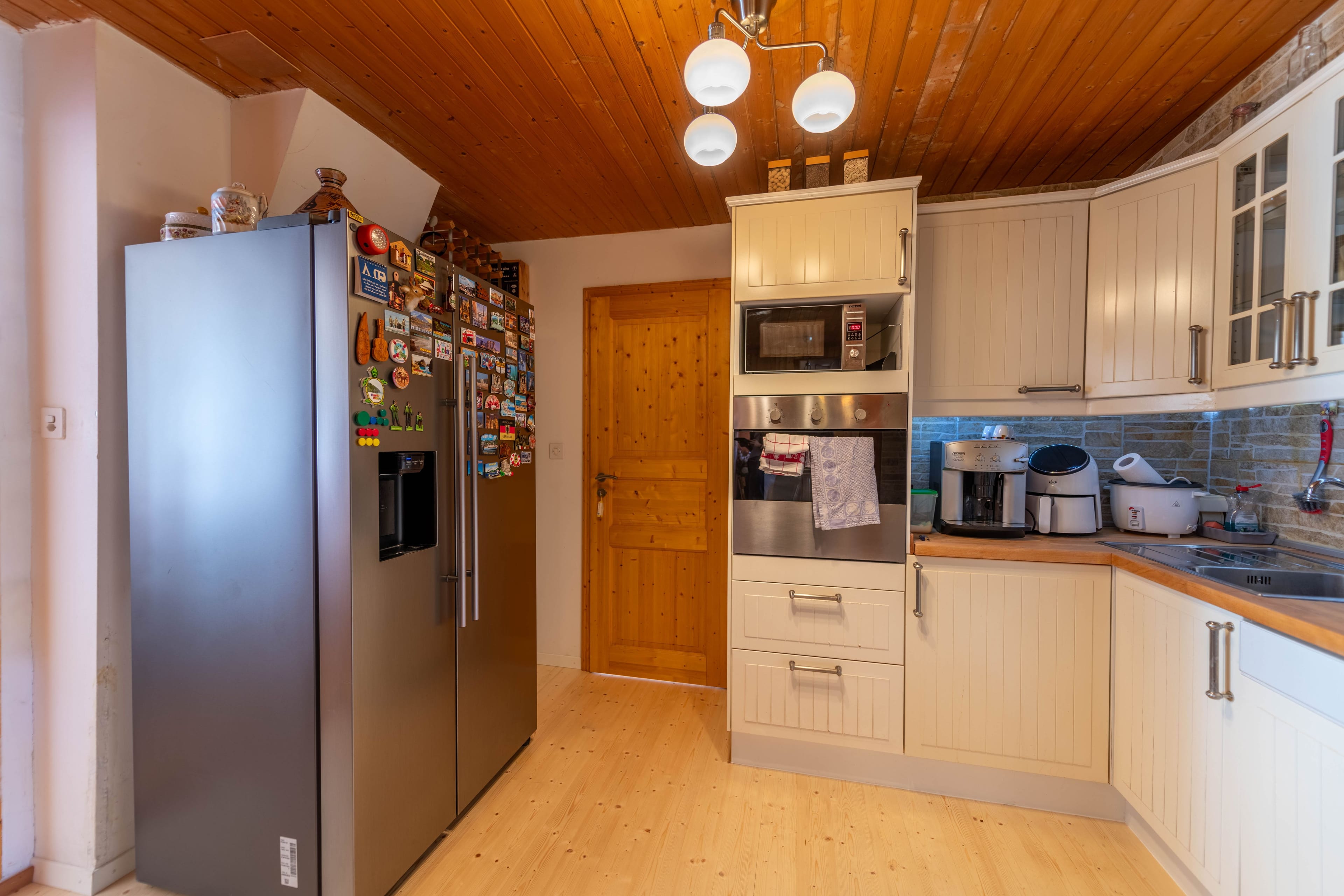 Zentrale Lage - vermieten, Gewerbe, bewohnen - Bild 3