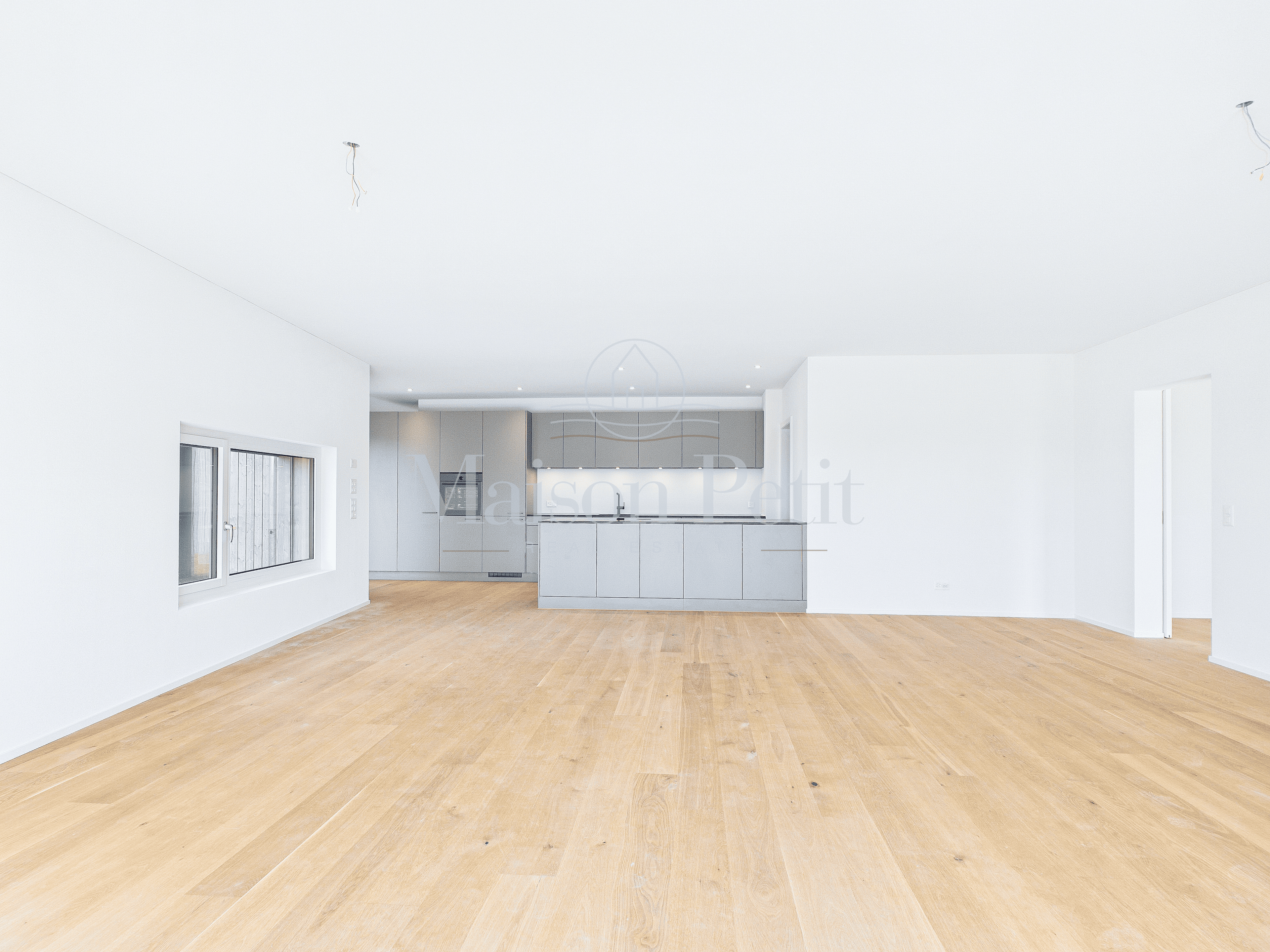 Zauberhafte 5.5-Zimmer-Gartenwohnung mit 336 m² Garten und Privatsphäre  - Bild 3